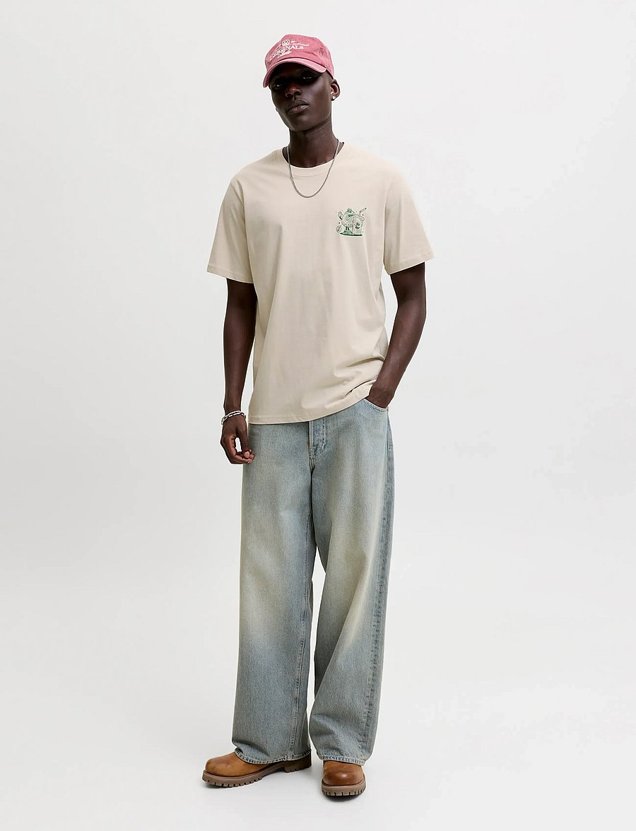 Jack & Jones - JJBREWY TEE SS CREW NECK - kurzärmelige t-shirts - moonbeam - 4