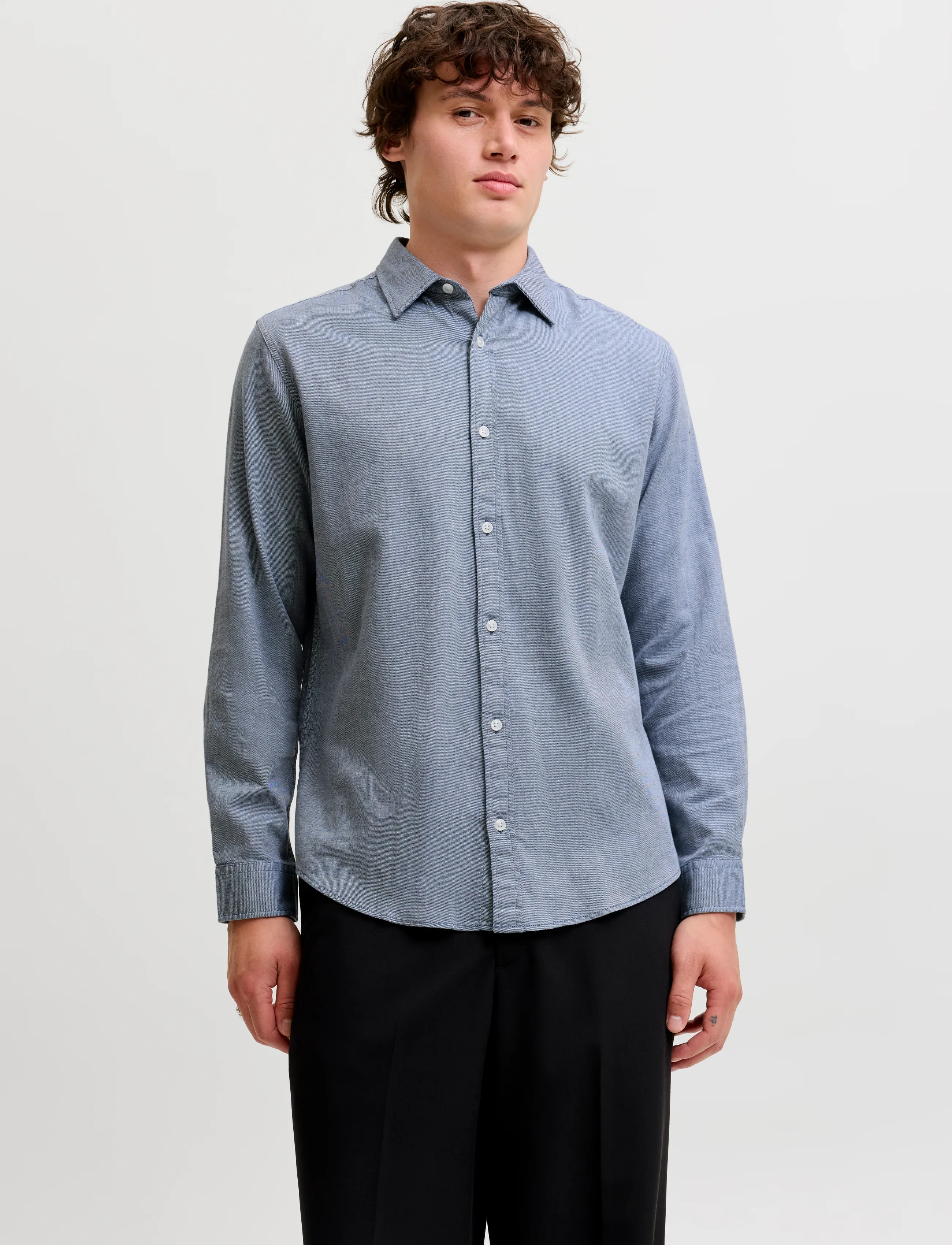Jack & Jones JJEFIELD MELANGE SHIRT LS SN - Kläder - FADED DENIM / blue