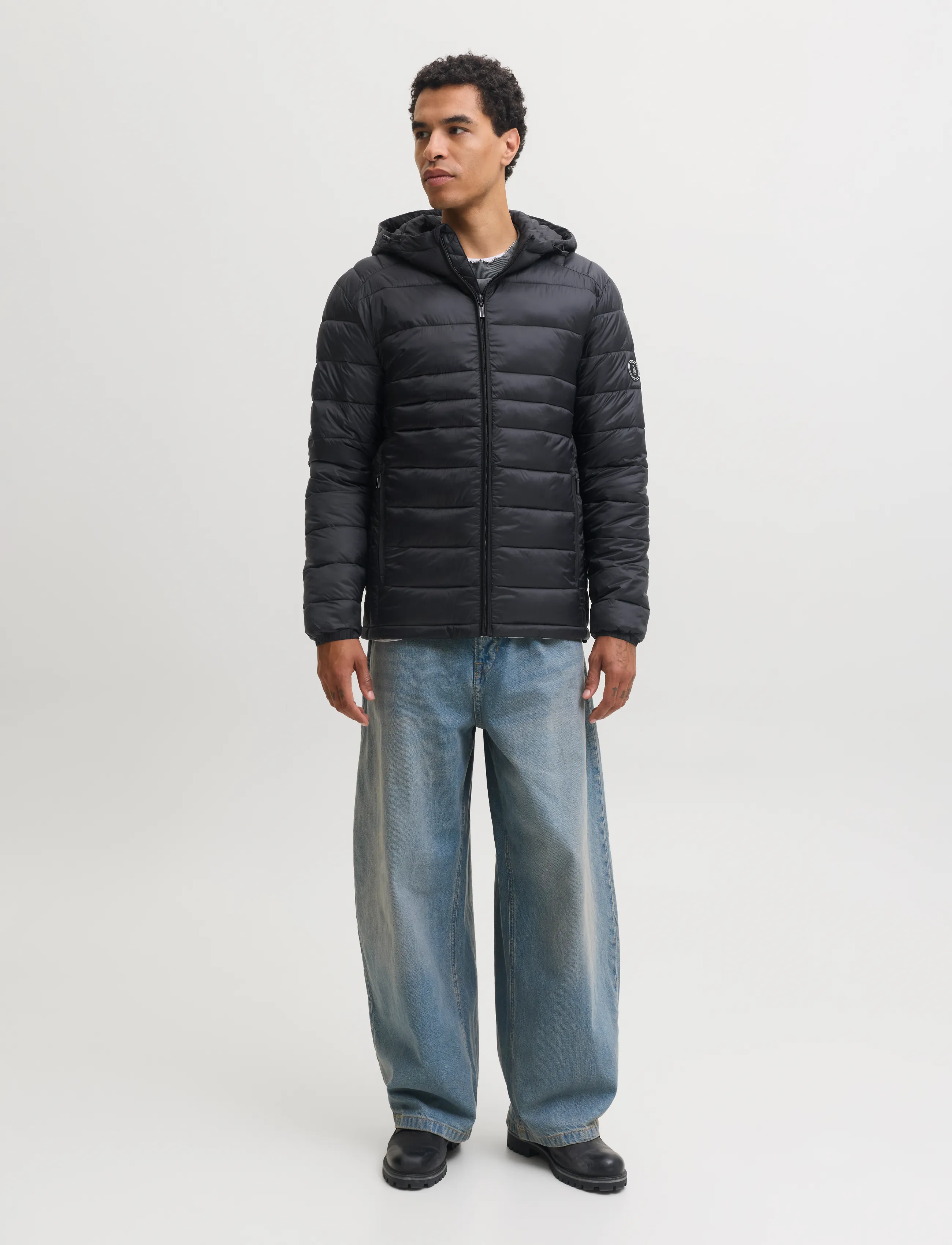 Jack & Jones - JJEKINGSLEY LIGHT PUFFER HOOD NOOS - black - 3