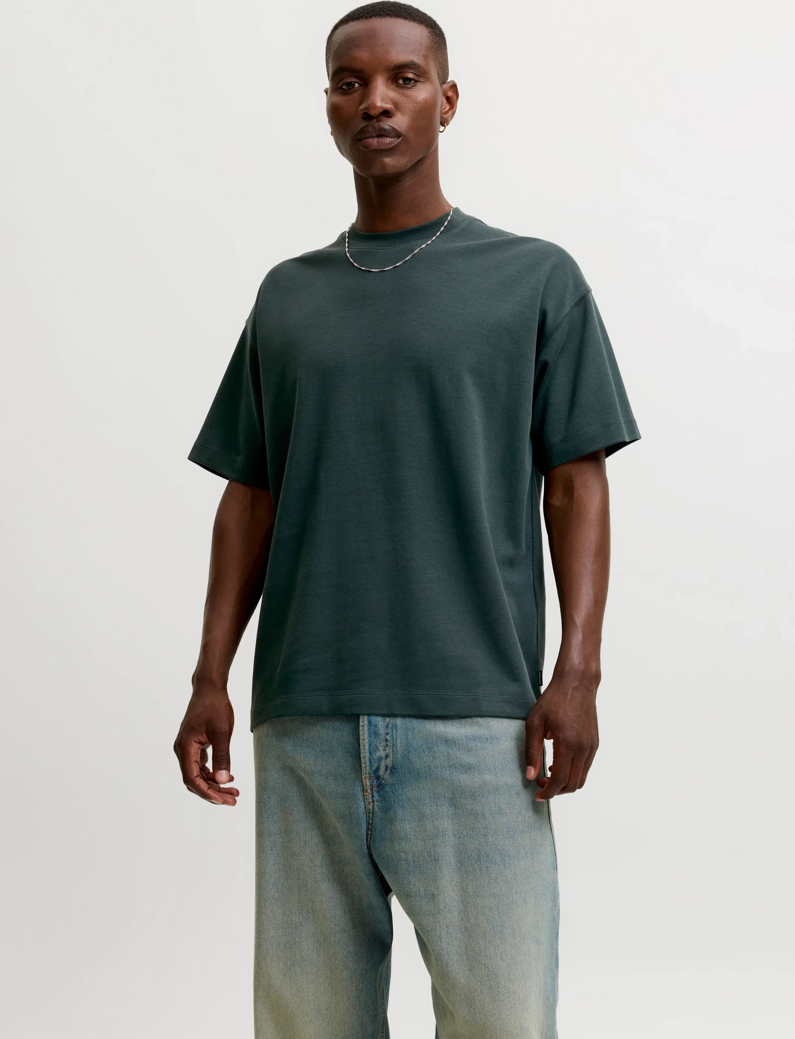 Jack & Jones JJEBARRON TEE SS O-NECK NOOS - Tøj - SCARAB / green
