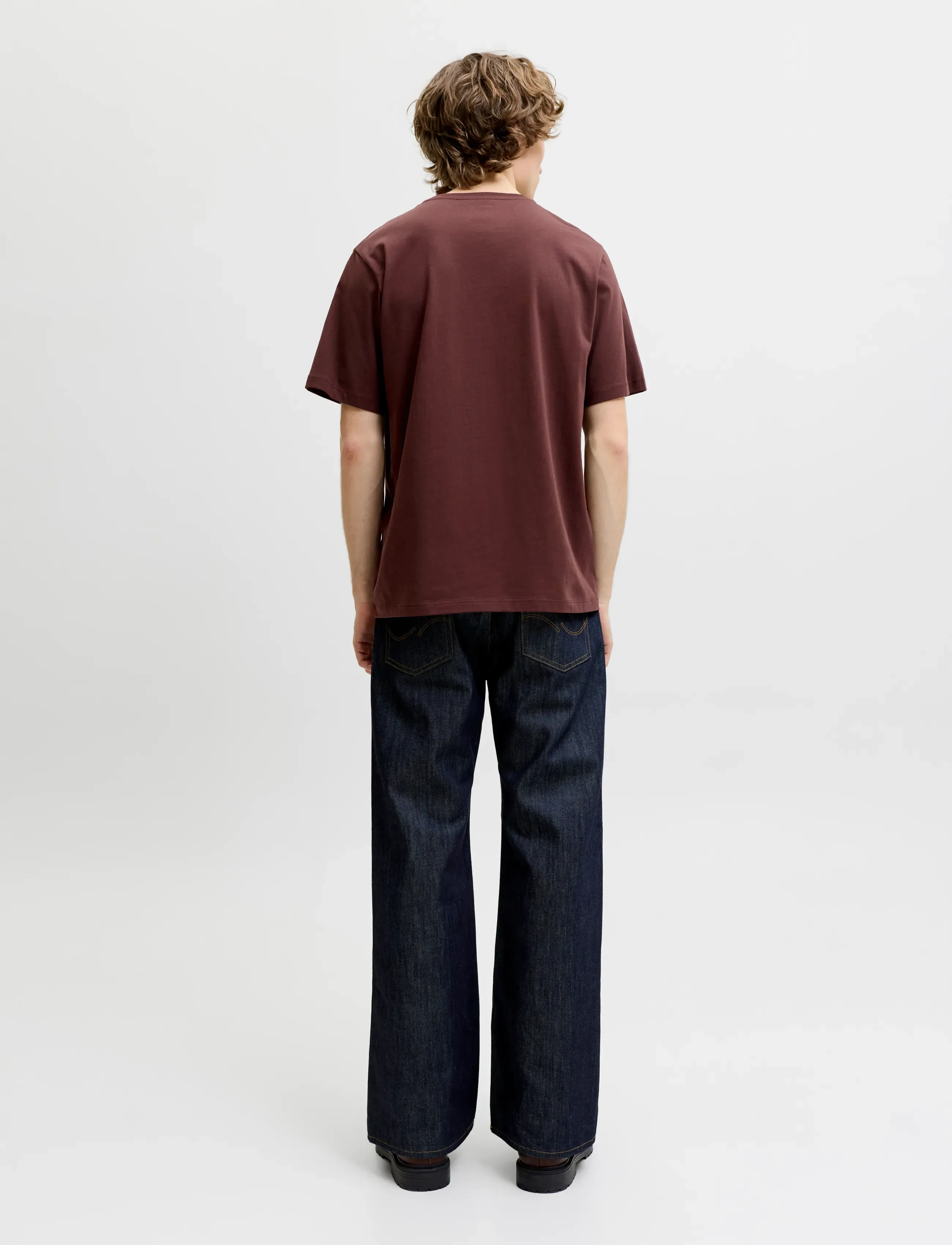 Jack & Jones - JJELOGO TEE SS O-NECK 2 COL AW26 SN - lühikeste varrukatega t-särgid - bitter chocolate - 2