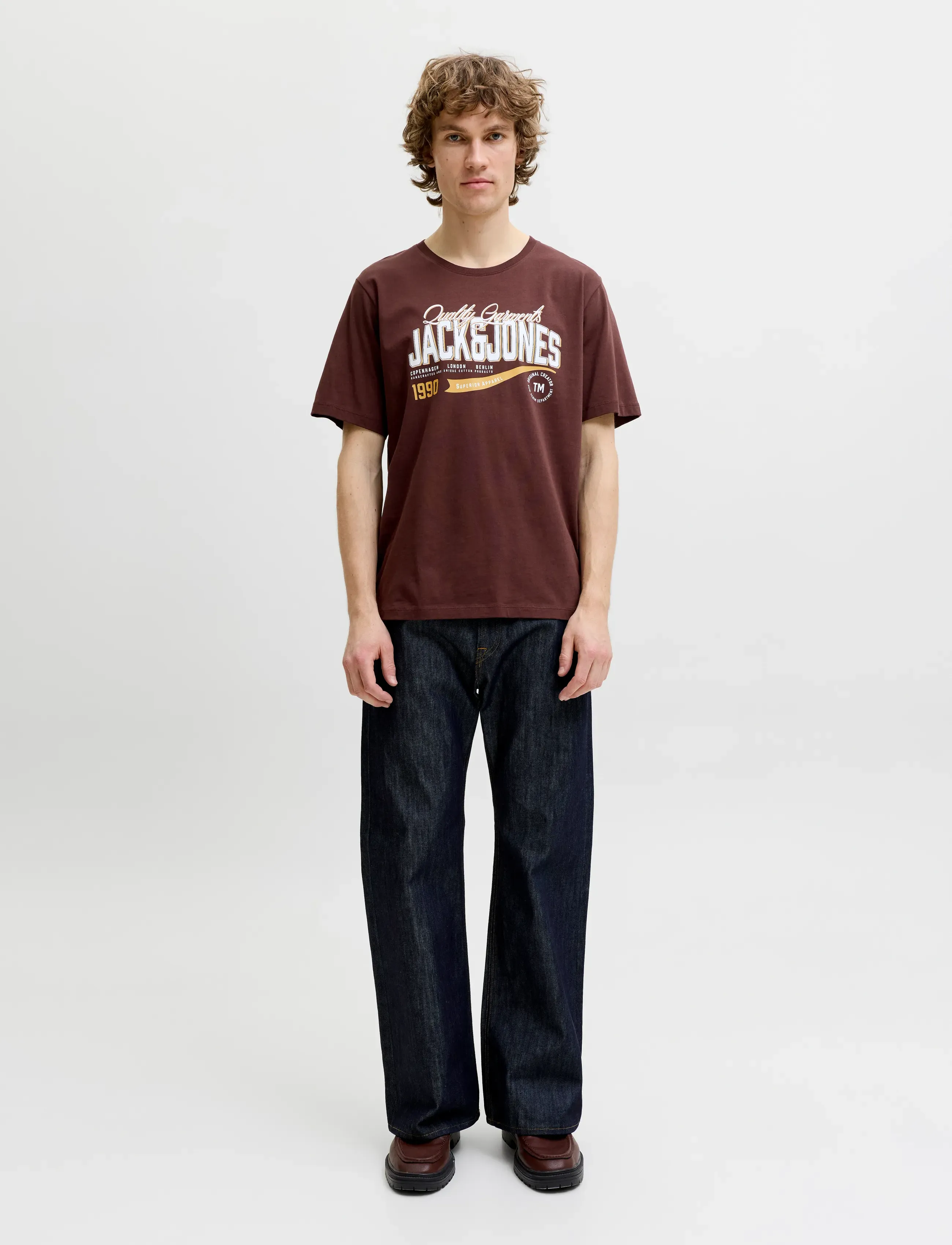 Jack & Jones - JJELOGO TEE SS O-NECK 2 COL AW26 SN - lühikeste varrukatega t-särgid - bitter chocolate - 3