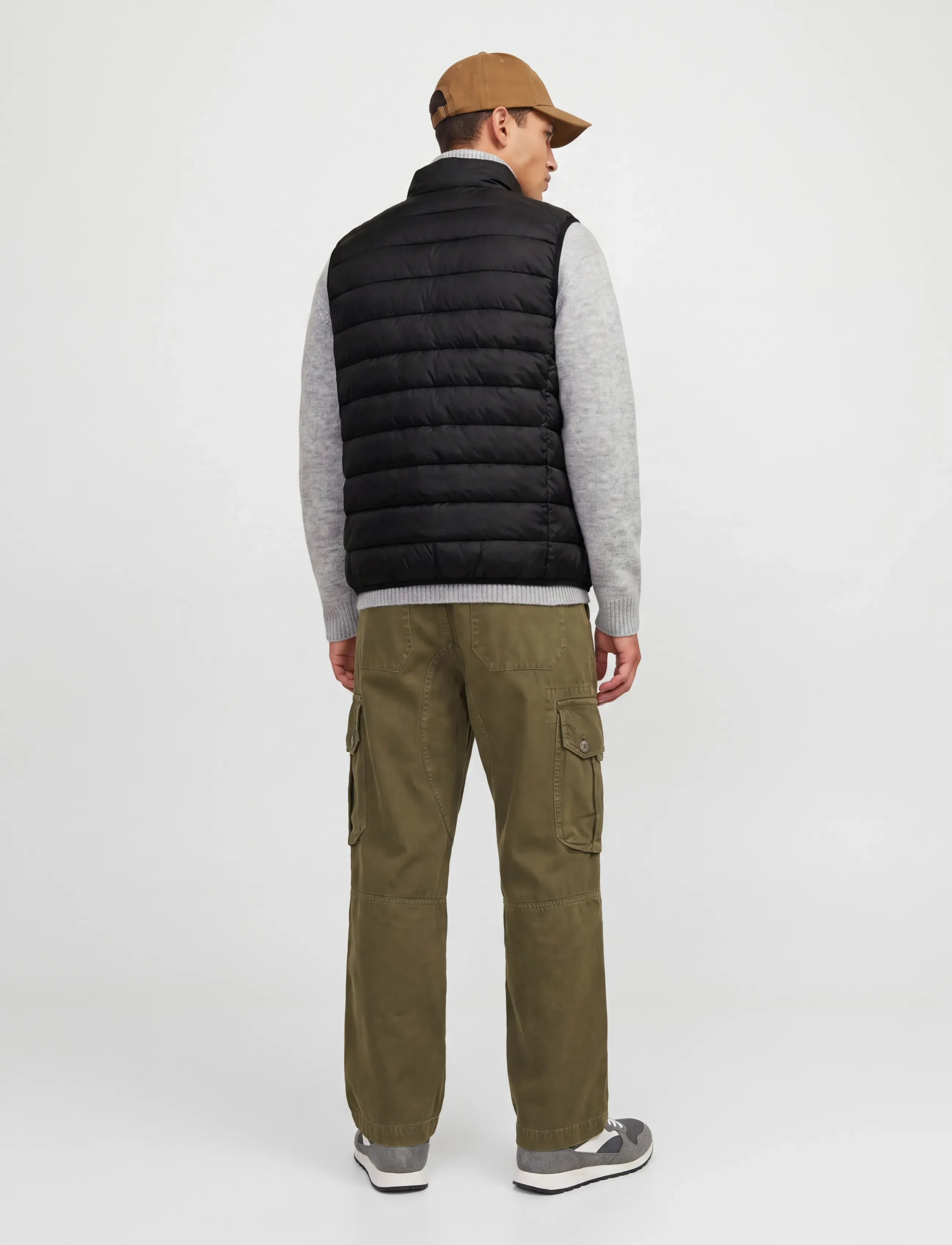 Jack & Jones - JJEBERG LIGHT DOWN BODYWARMER NOOS - herbstliche kleidung - black - 2