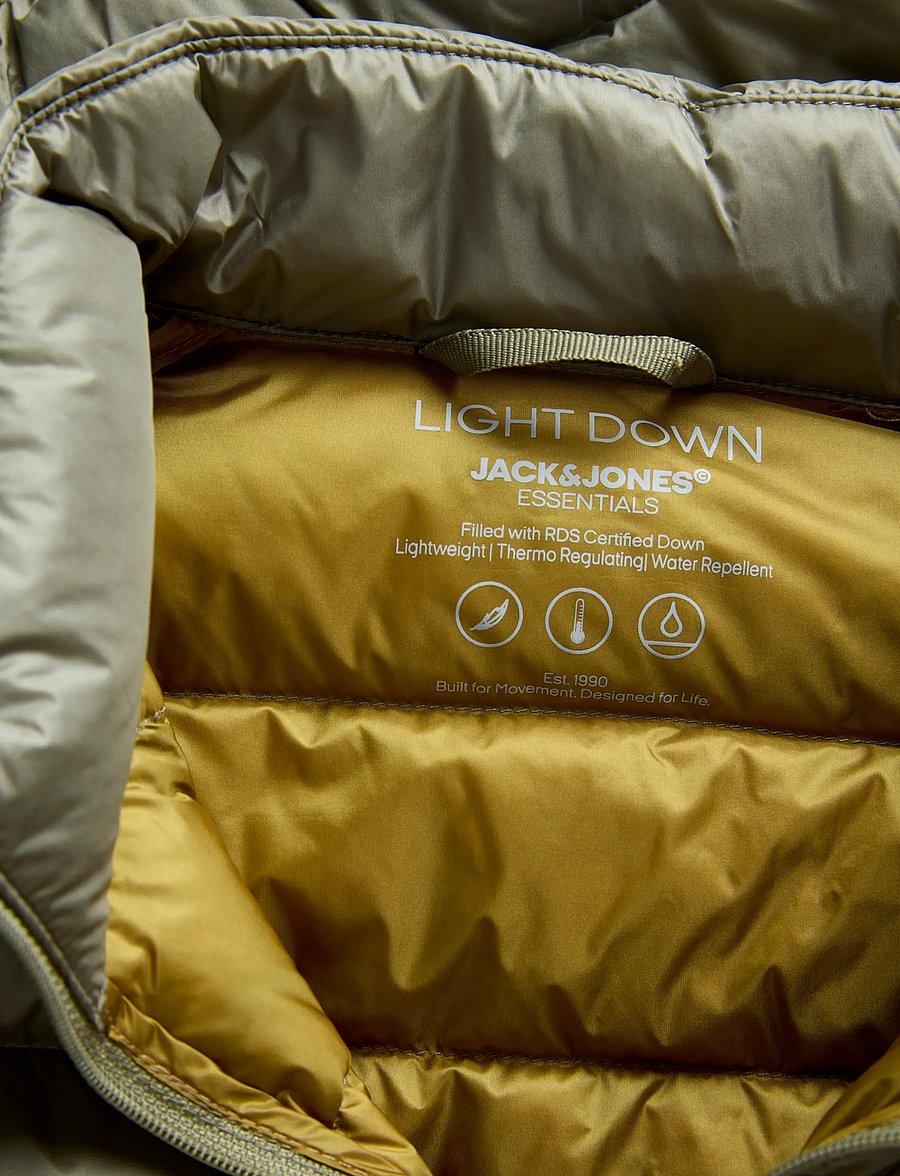 Jack & Jones - JJEBERG LIGHT DOWN BODYWARMER NOOS - västar - vetiver - 3