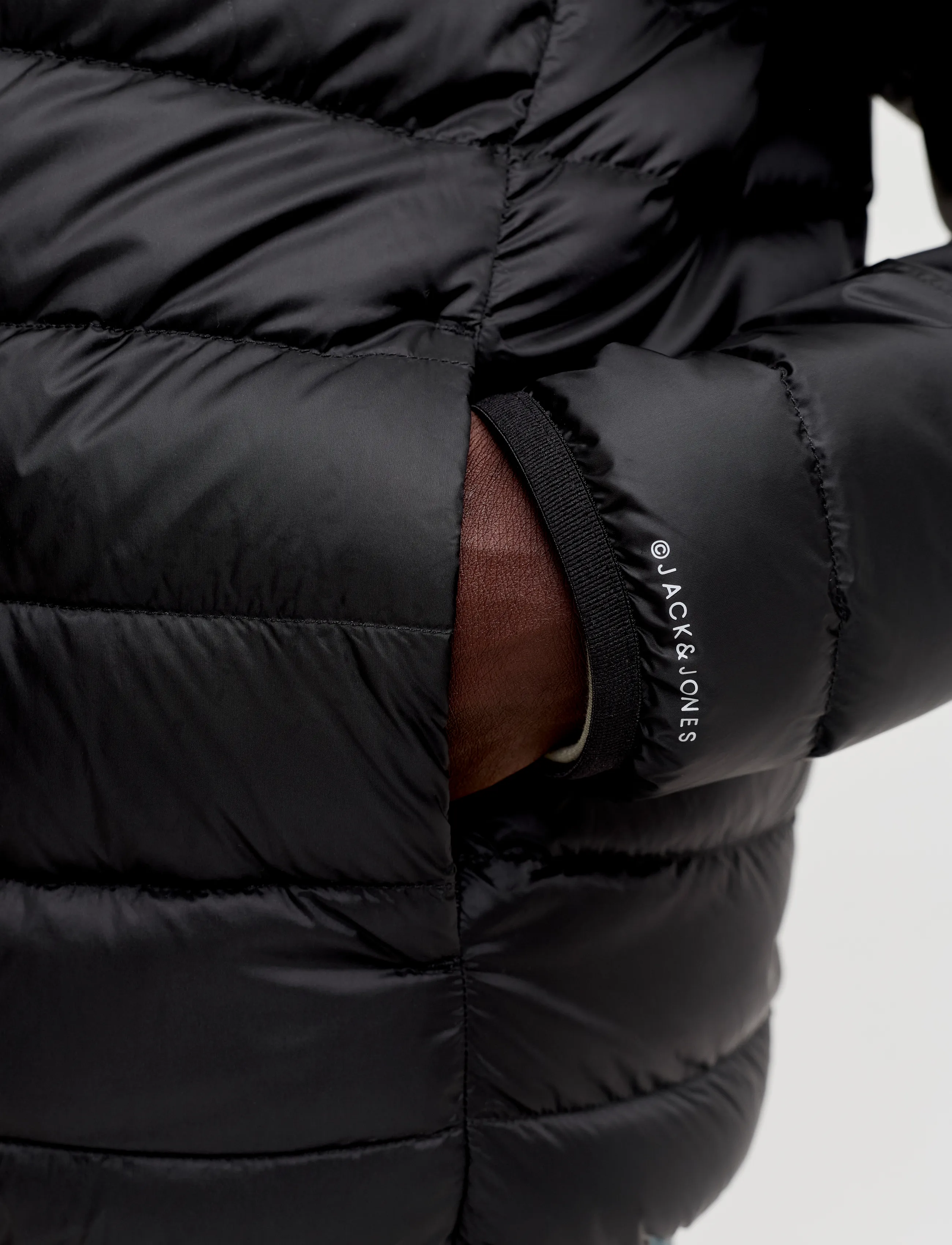 Jack & Jones - JJEBERG LIGHT DOWN PUFFER HOOD NOOS - black - 5