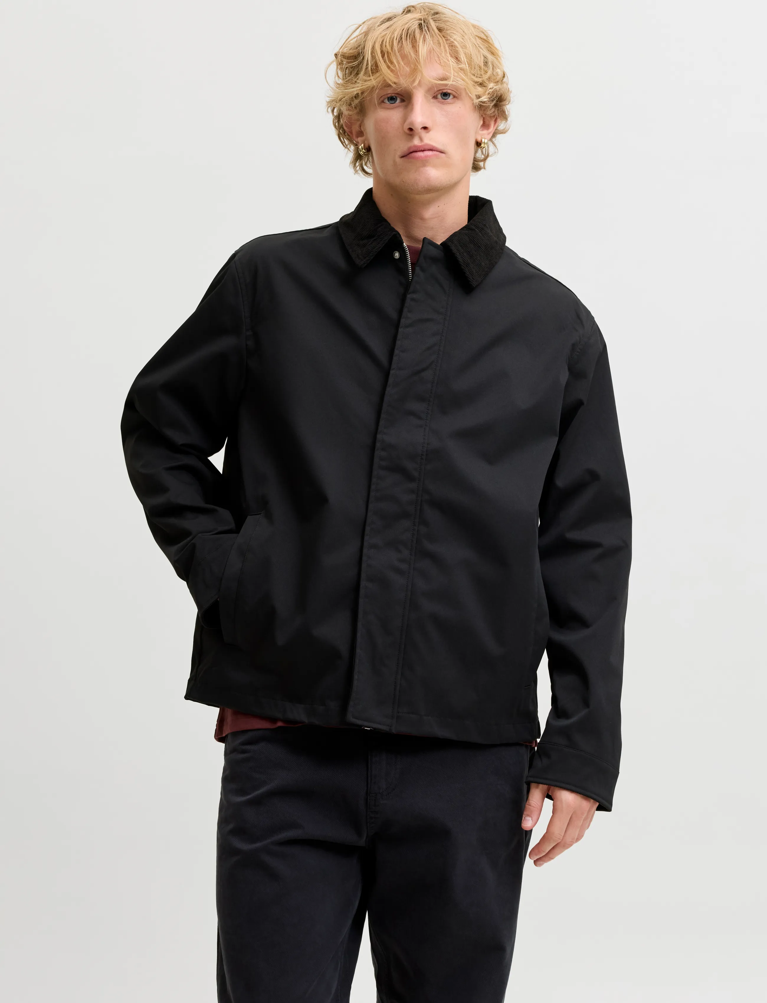 Jack & Jones JJWOLF WORKER JACKET - Üleriided - BLACK / black