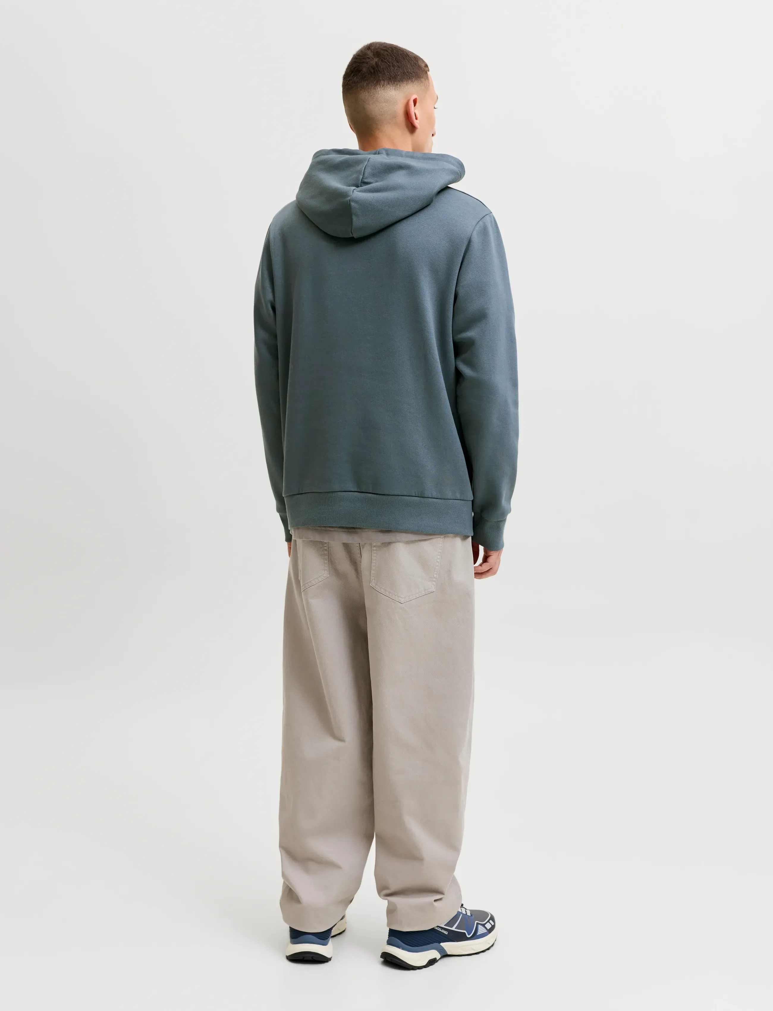 Sweatshirt mörkblå / basalgrå 3