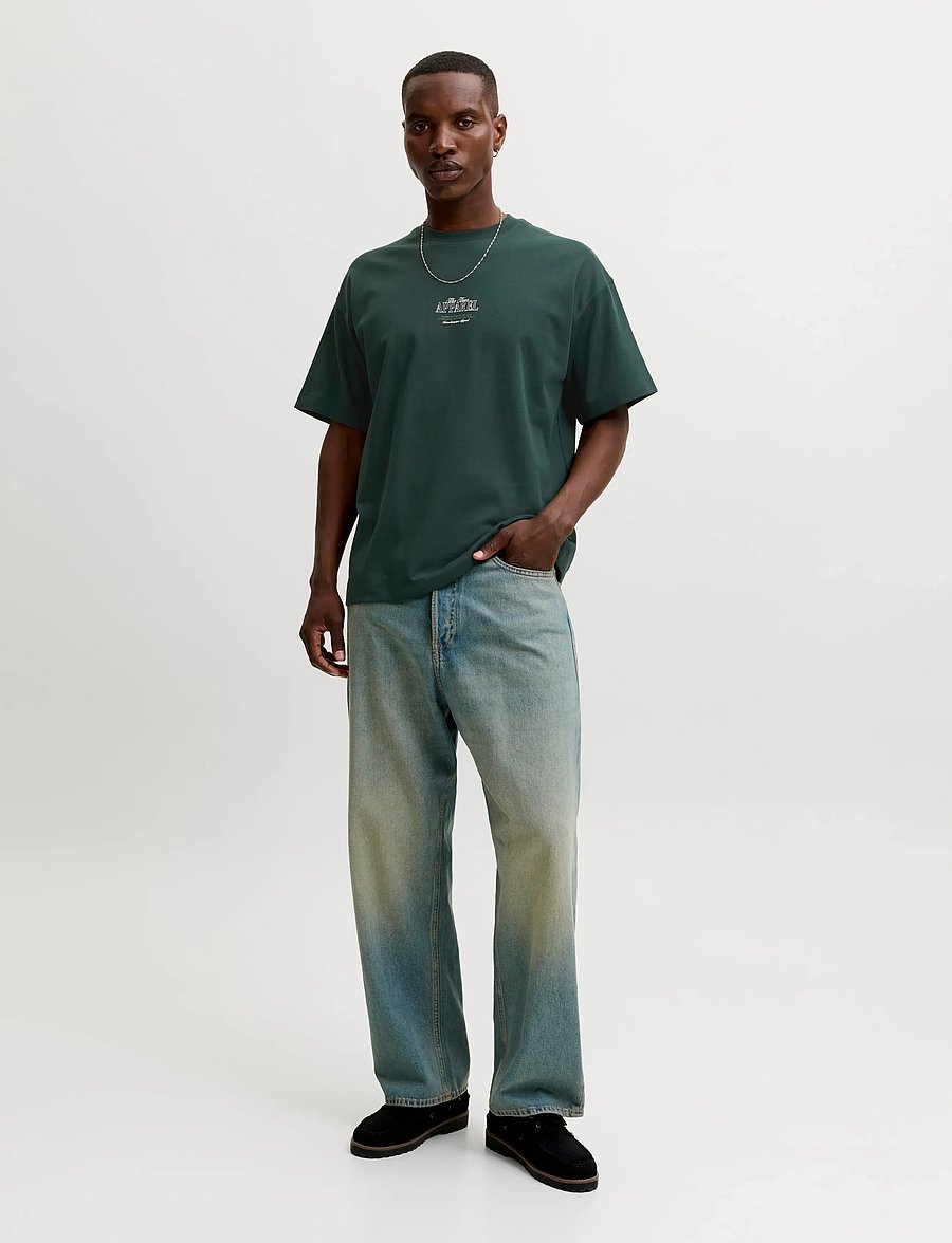Jack & Jones - JJEBARRON STUDIO TEE SS O-NECK SN - lühikeste varrukatega t-särgid - scarab - 4