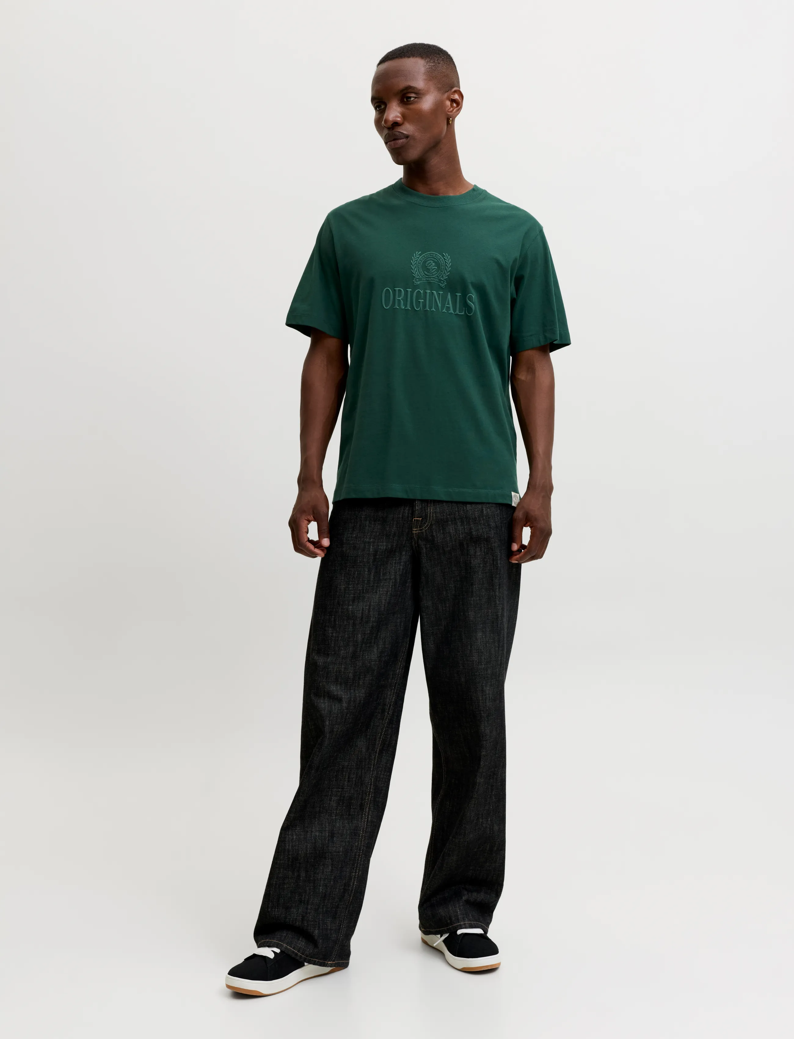 Jack & Jones - JORFREDERIKSBERG MONOGRAM TEE SS CN SN - kurzärmelige t-shirts - pine grove - 4