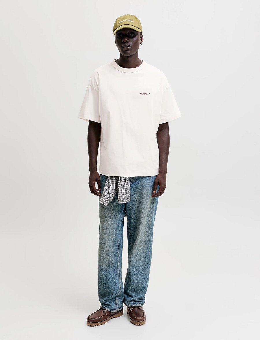 Jack & Jones - JORFREDERIKSBERG BACK TEE SS CN LN - kurzärmelige t-shirts - antique white - 4