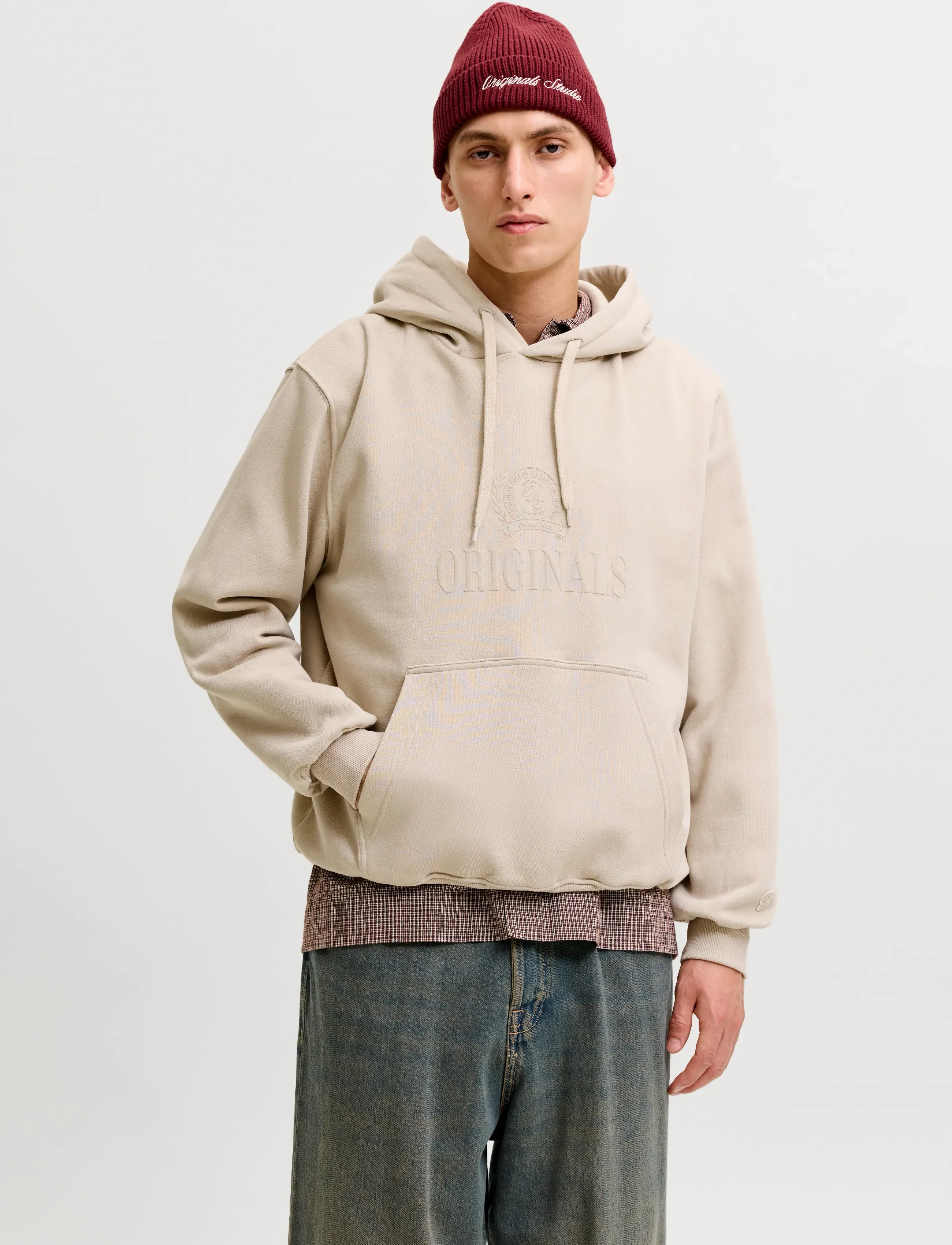 Jack & Jones JORFREDERIKSBERG MONOGRAM SWEAT HOOD SN - Visa allt - FEATHER GRAY / beige