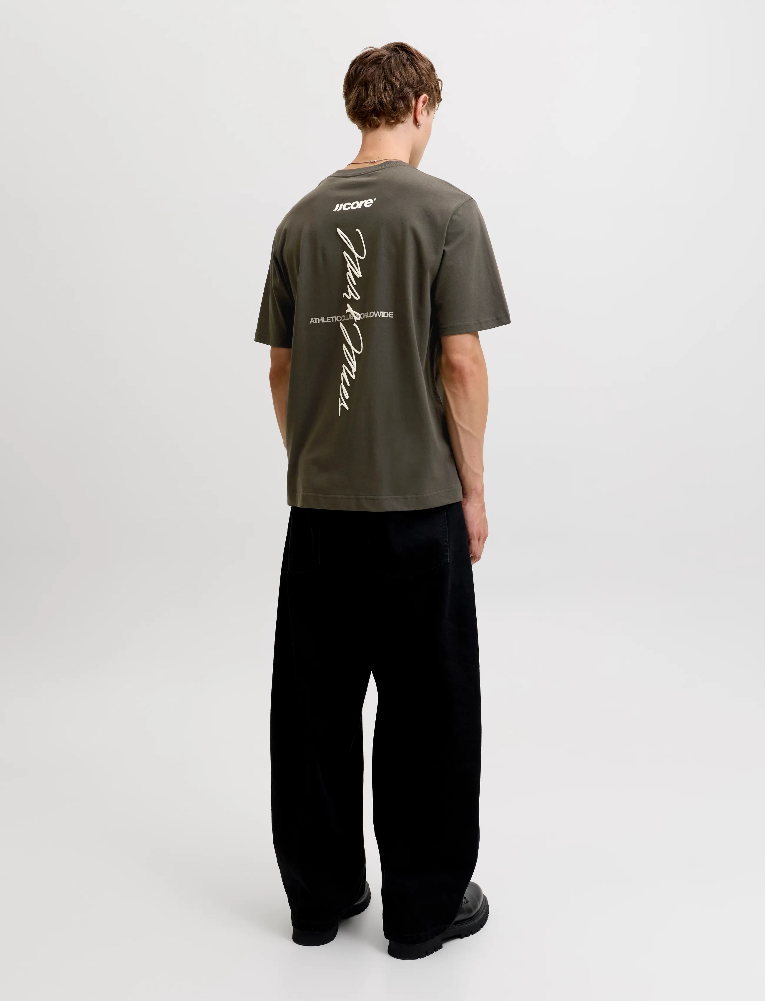 Jack & Jones - JCOCLUB BACK SCRIPT TEE SS CREW NECK SN - lühikeste varrukatega t-särgid - peat - 3