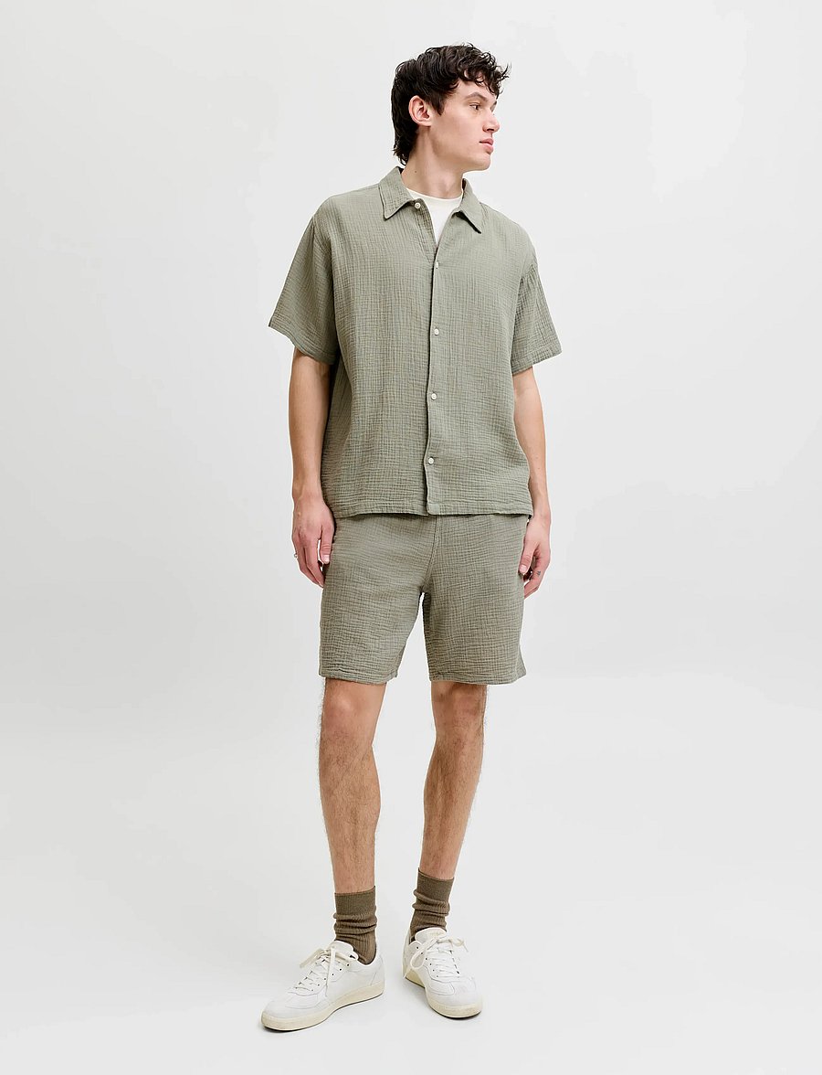 Jack & Jones - JORNANTUCKET CLOTH SHIRT SS SET PACK MP - casual shorts - seagrass - 0