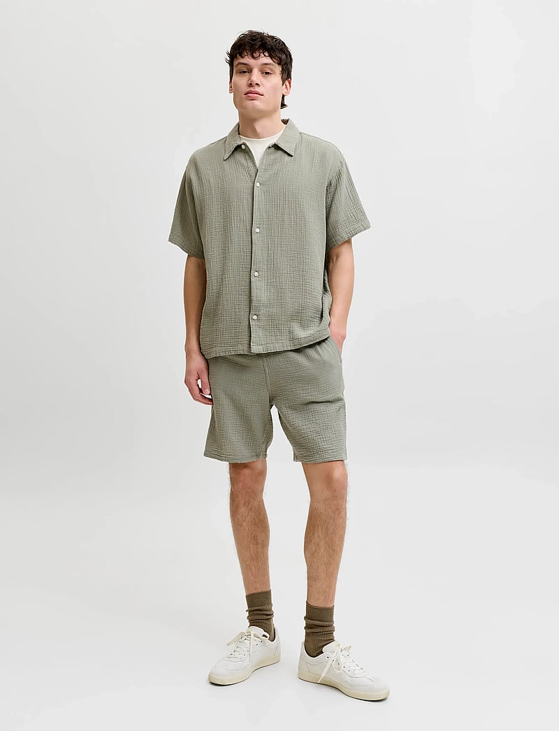 Jack & Jones - JORNANTUCKET CLOTH SHIRT SS SET PACK MP - casual shorts - seagrass - 3