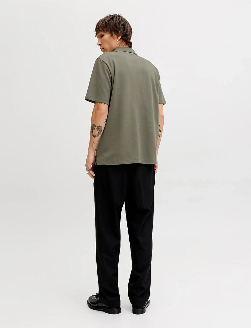 Jack & Jones - JPRBLAETHAN SS ZIP POLO 2PK MP - kortærmede poloer - smokey olive - 1