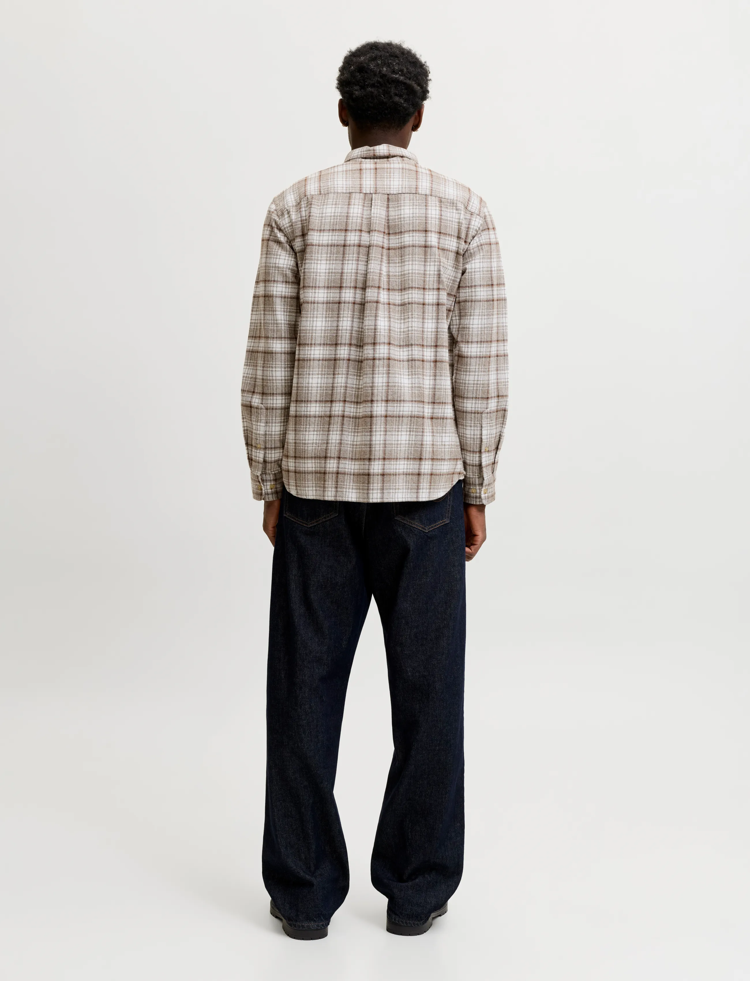 Jack & Jones - JPRBLUHARVEY CHECK L/S SHIRT SN - flanellsärgid - plaza taupe - 3