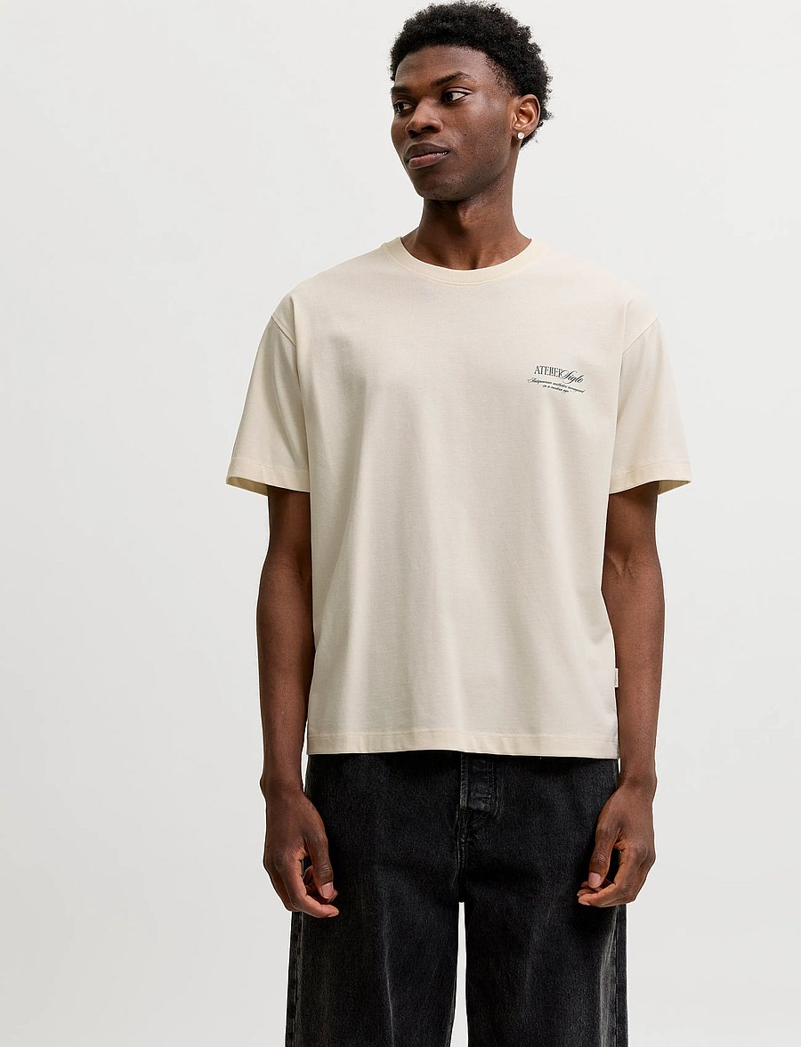 Jack & Jones - JORSALAMANCO PHOTO BACK TEE SS CN SN - kurzärmelige t-shirts - antique white - 0