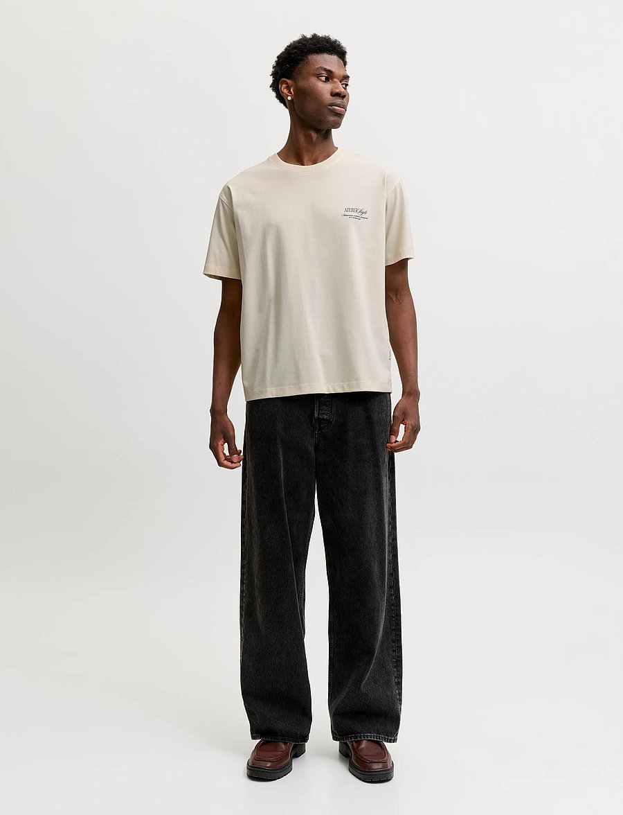 Jack & Jones - JORSALAMANCO PHOTO BACK TEE SS CN SN - kurzärmelige t-shirts - antique white - 4