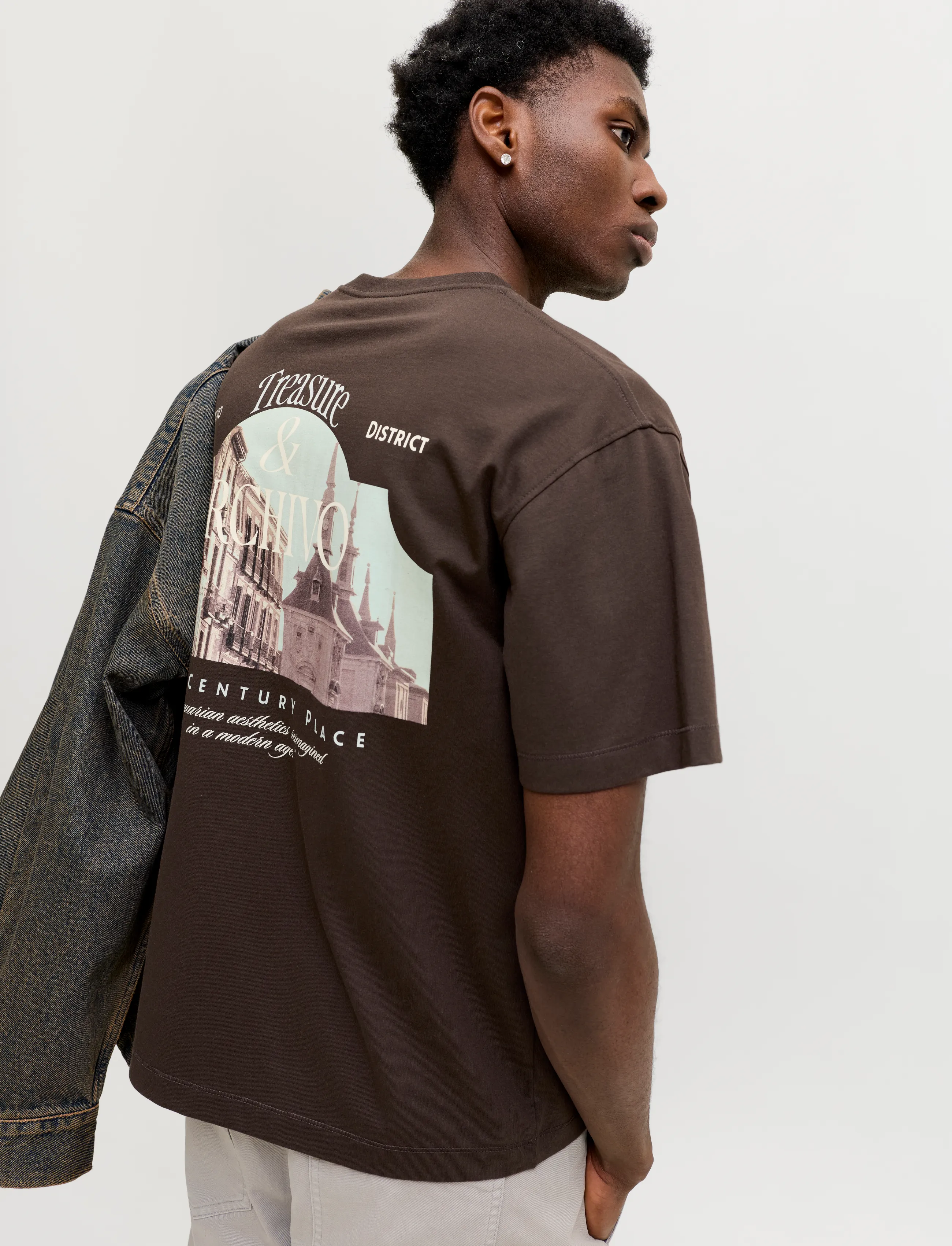 Jack & Jones - JORSALAMANCO PHOTO BACK TEE SS CN SN - kortærmede t-shirts - java - 5