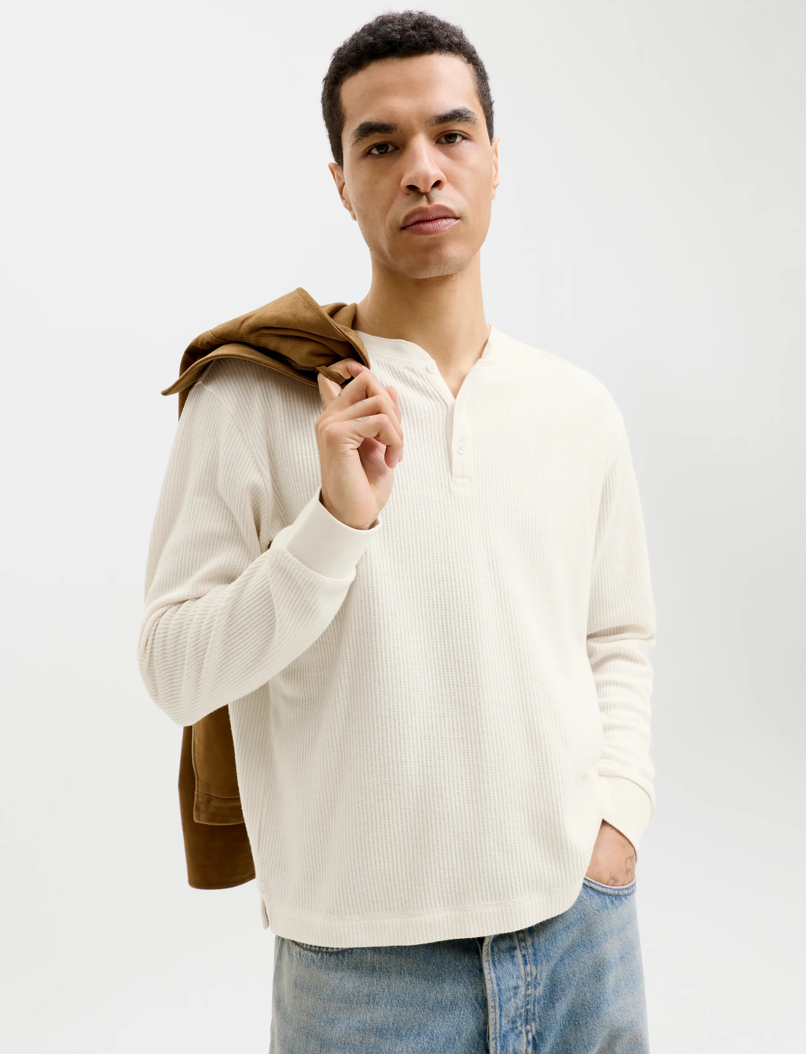JACK & JONES Jornorrebro Henley Ls Tee Sn t-shirts herr – bild 5