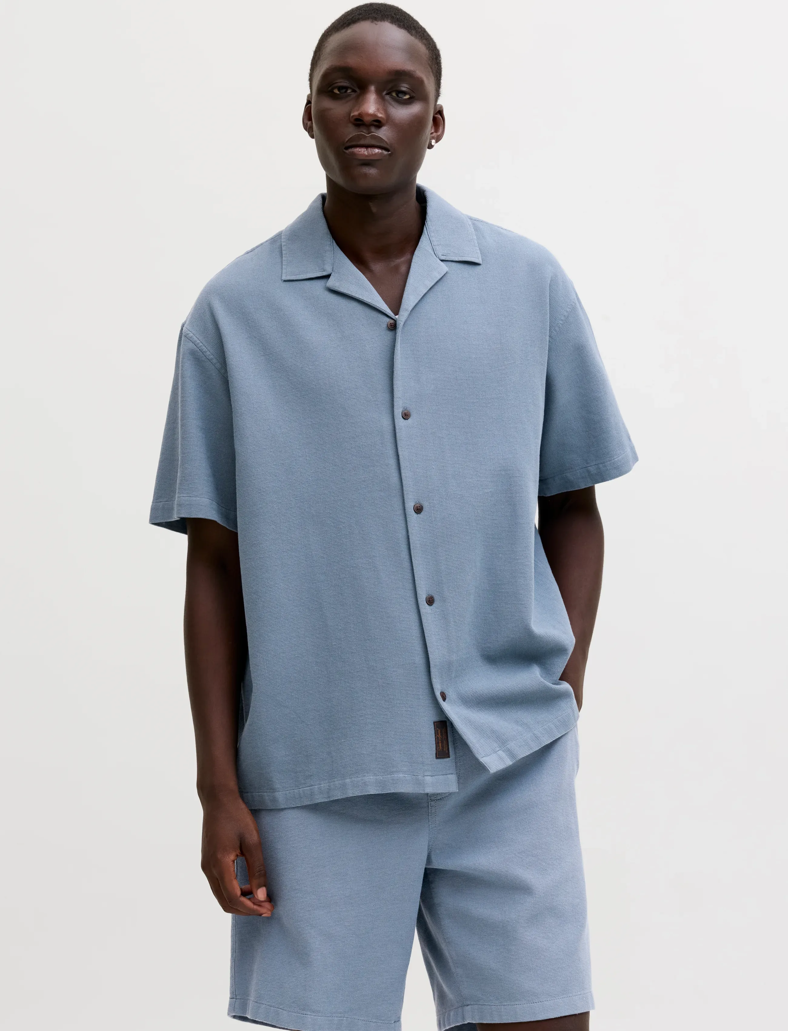 Jack & Jones JJGLOBAL WAFFLE RESORT SHIRT SS SET MP - Skjorter - BLUE MIRAGE / blue