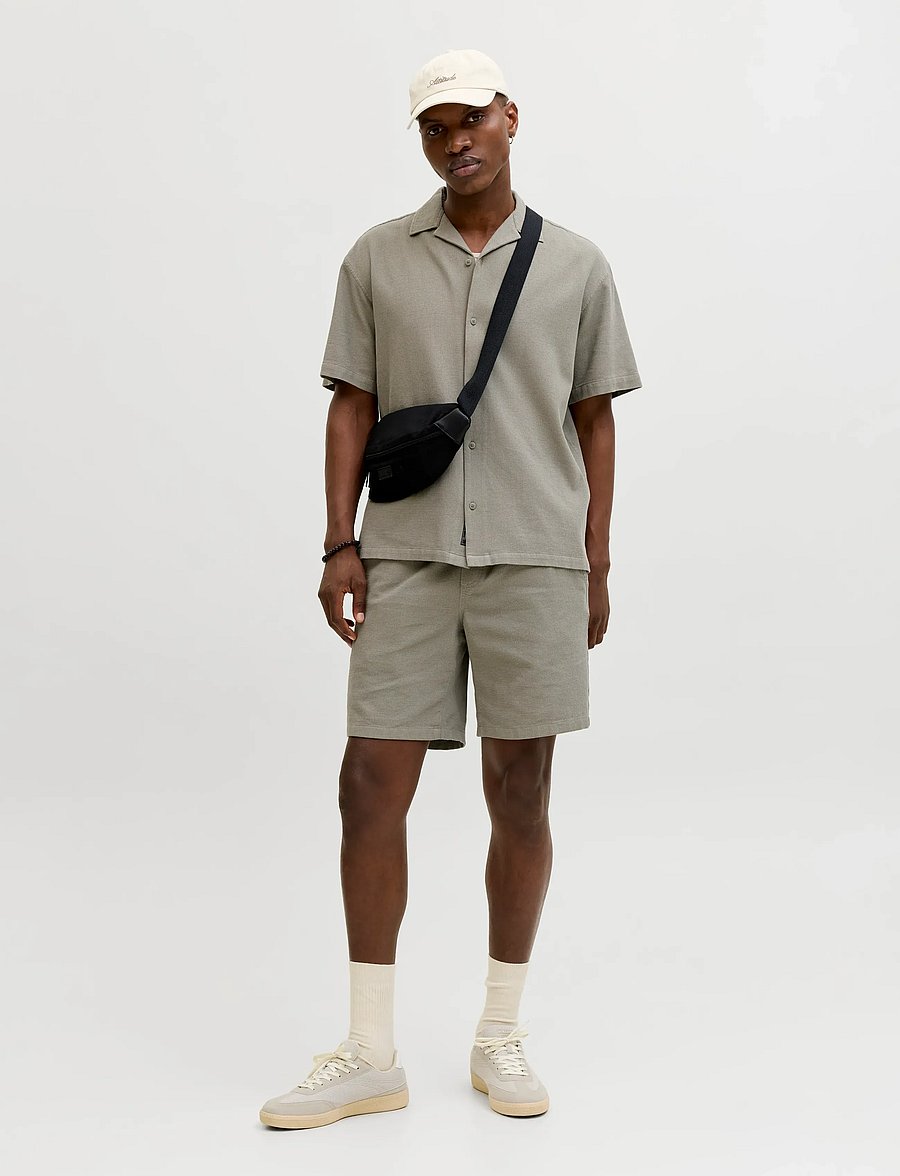 Jack & Jones - JJGLOBAL WAFFLE RESORT SHIRT SS SET MP - lühikesed vabaajapüksid - vetiver - 4