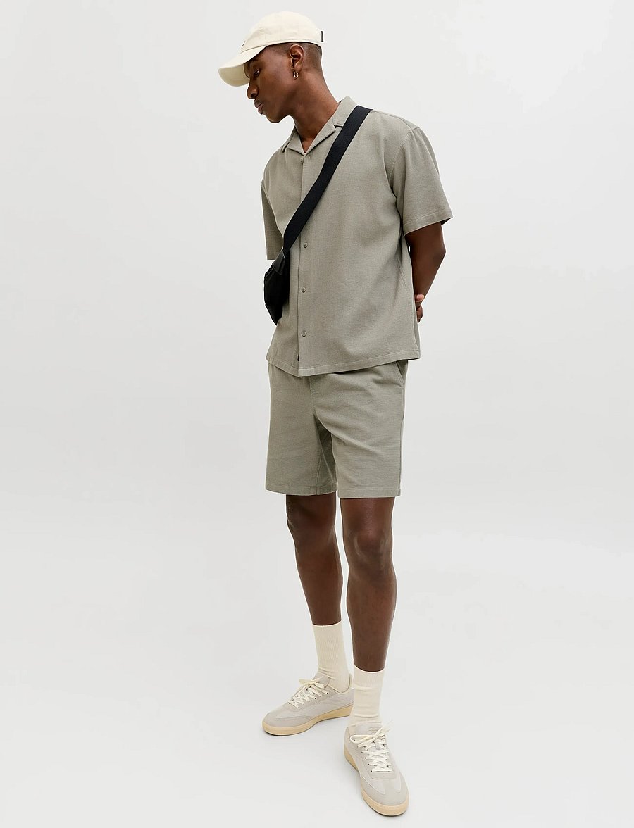 Jack & Jones - JJGLOBAL WAFFLE RESORT SHIRT SS SET MP - lühikesed vabaajapüksid - vetiver - 5