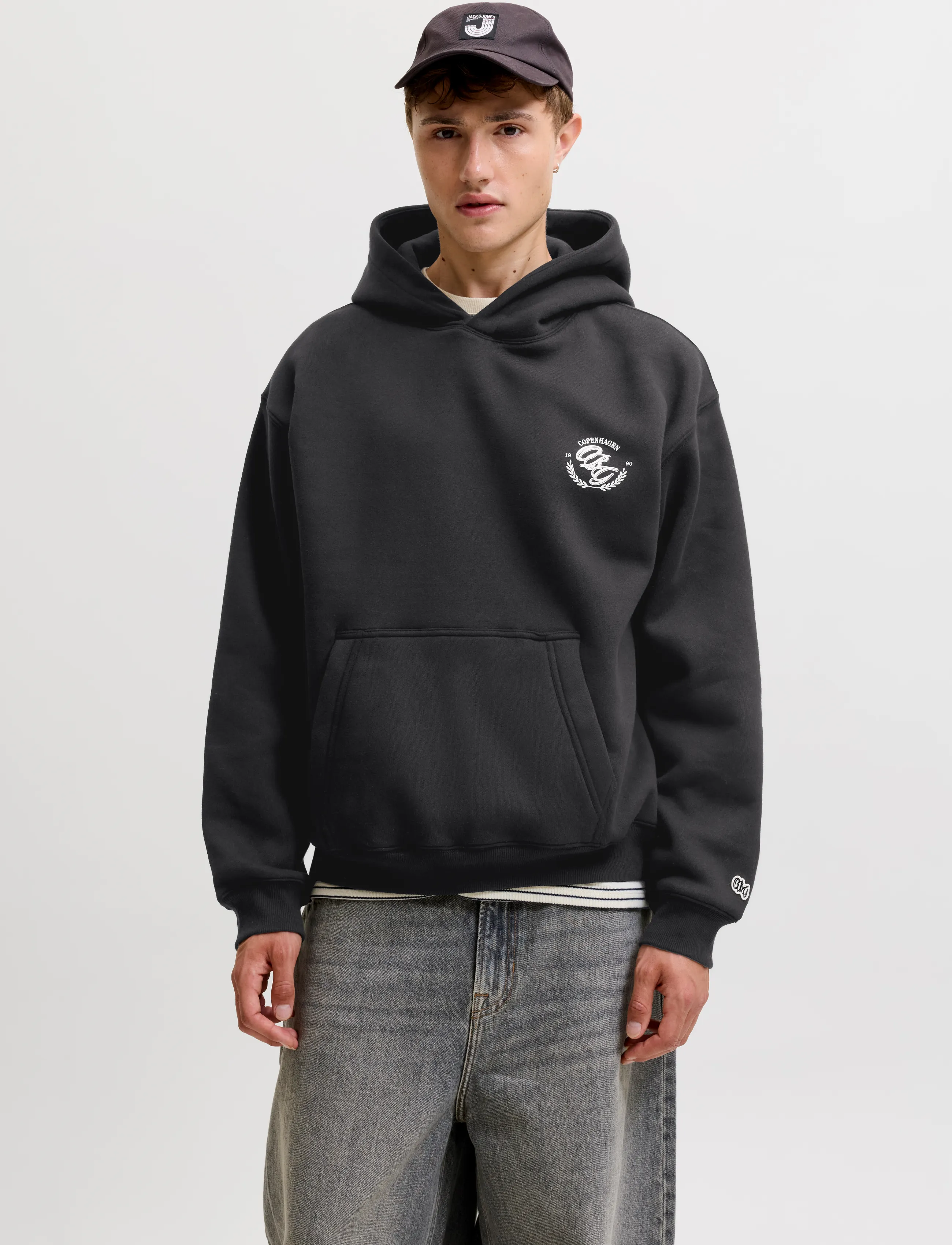 Jack & Jones JORFREDERIKSBERG BACK SWEAT HOOD - Sporta džemperi - BLACK / black