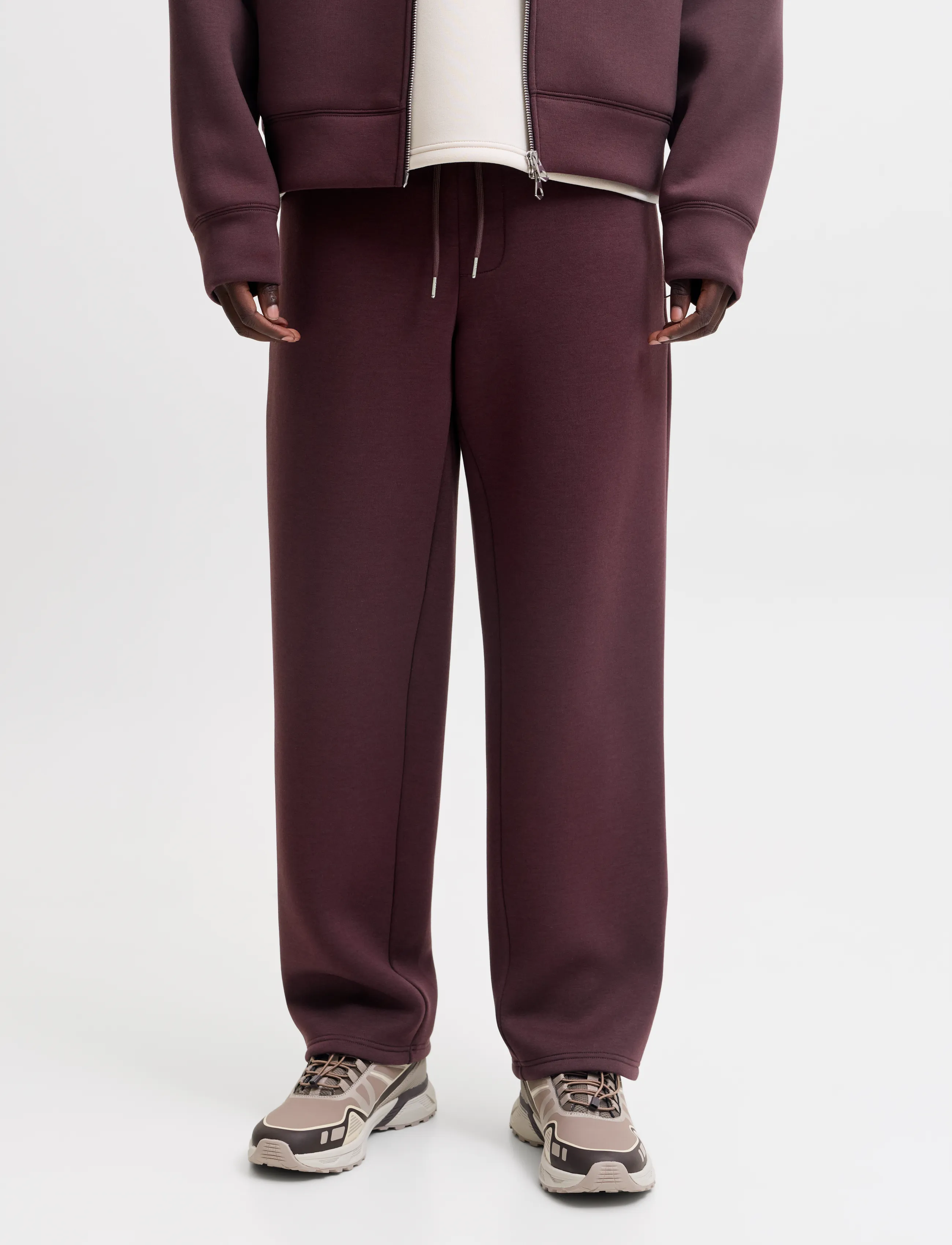 Jack & Jones JPSTBILL LEGACY SCUBA UNC SWT PANTS NOOS - Casual trousers - FUDGE / brown