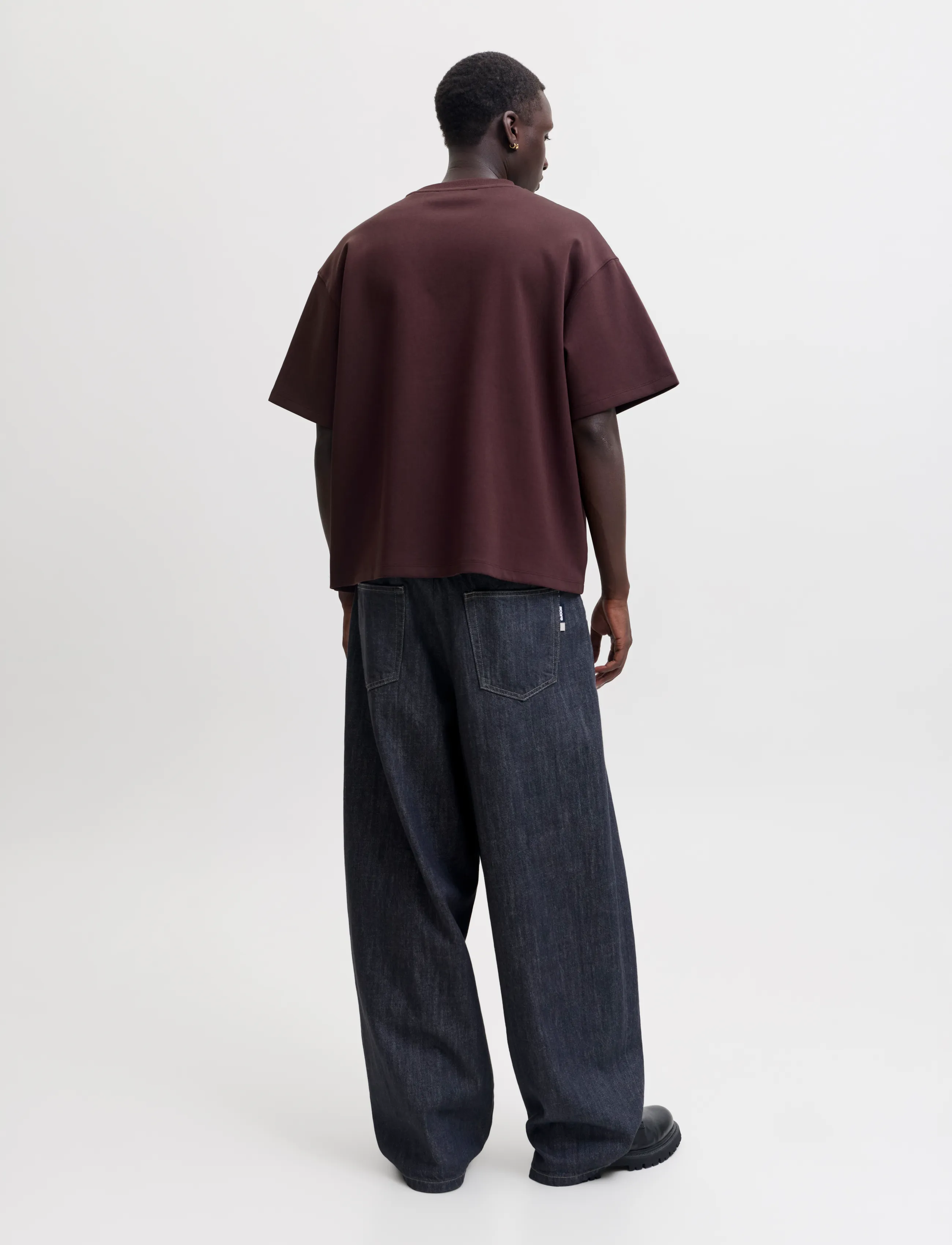Jack & Jones - JCOLEGACY SCUBA TEE SS CN - kurzärmelige t-shirts - fudge - 3