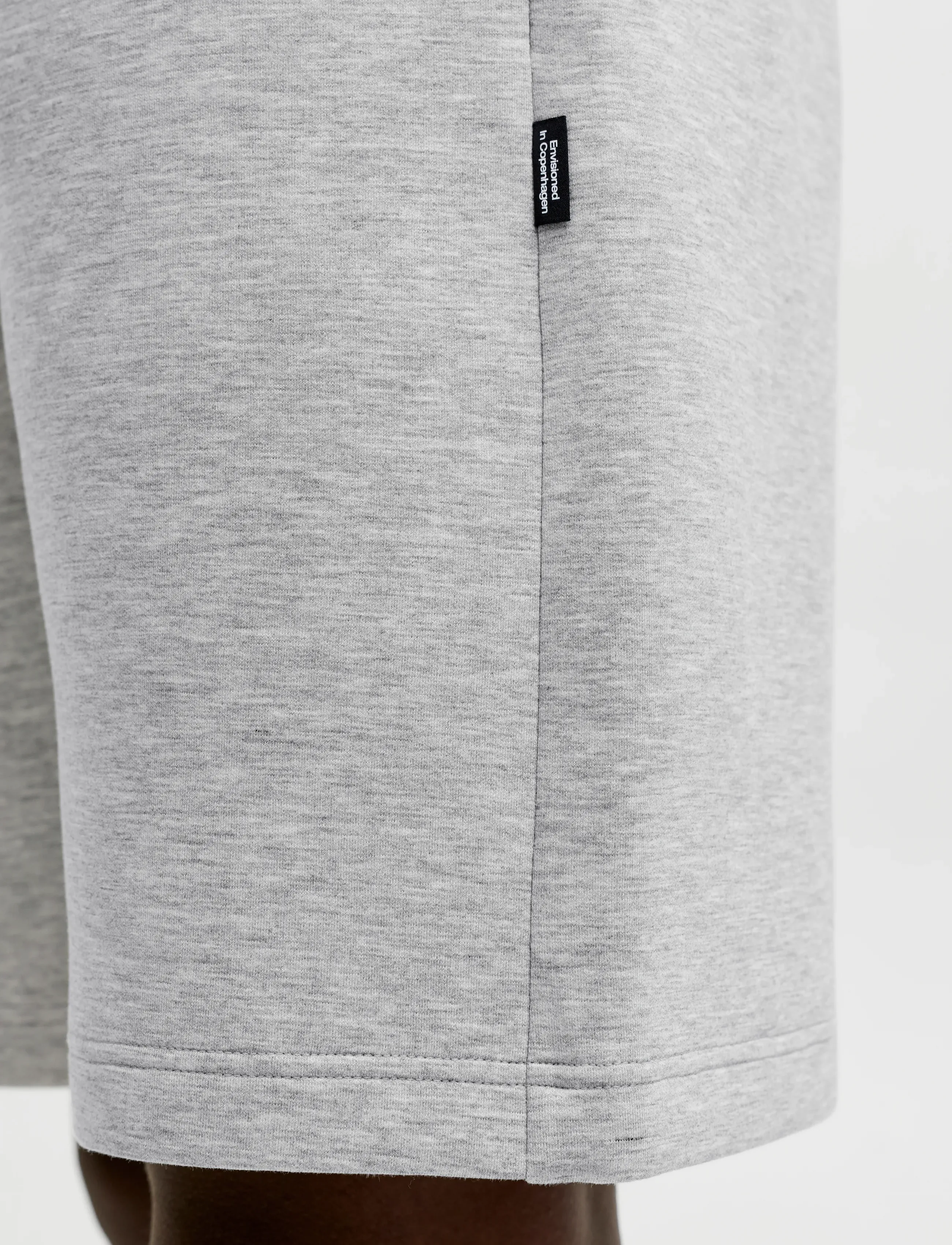 Jack & Jones JPSTBILL SCUBA SWEAT SHORTS MID - Shorts - LIGHT GREY MELANGE / grey