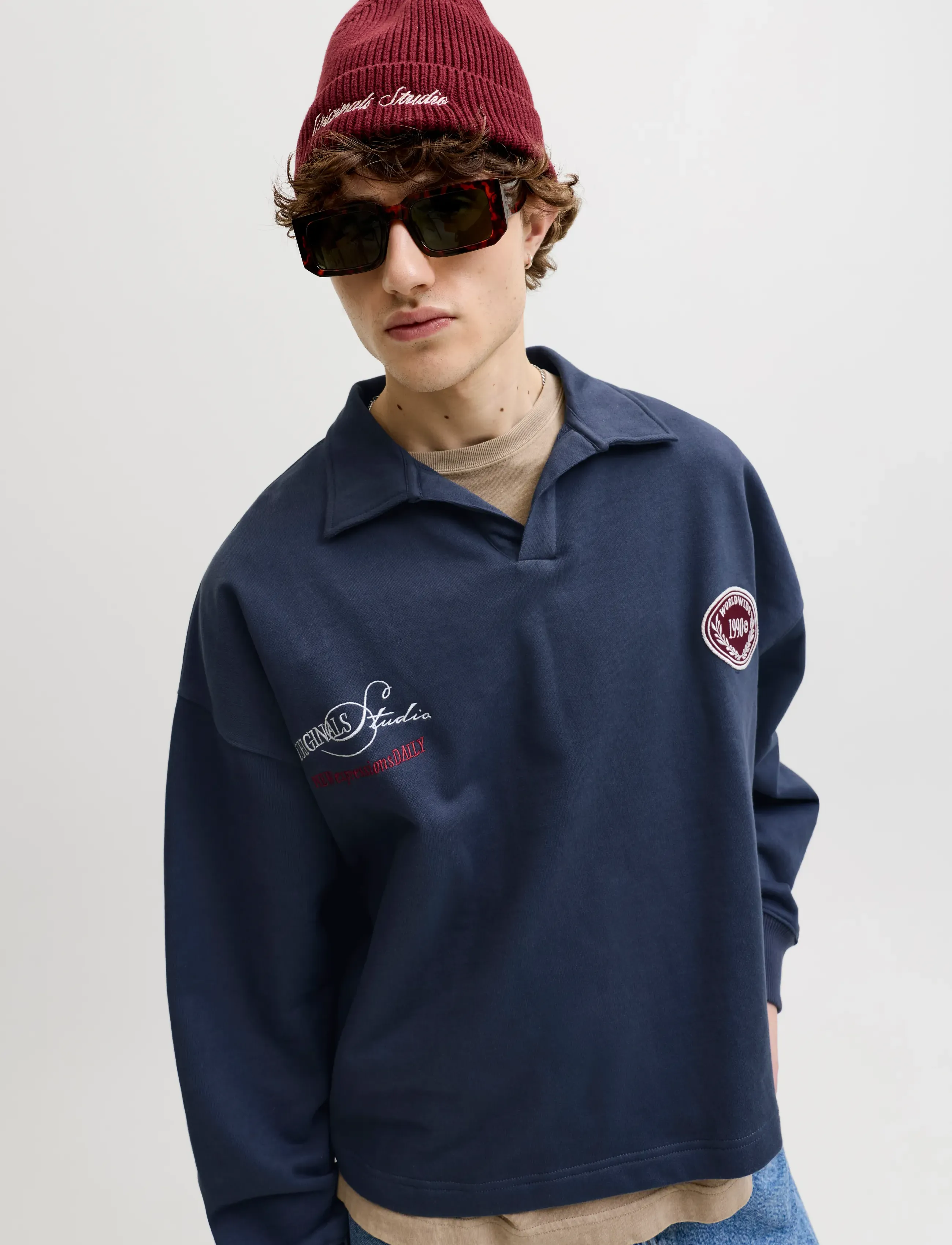 Jack & Jones - JORSAVONA SWEAT SPLIT NECK BADGE LS POLO - sweatshirts - odyssey gray - 5