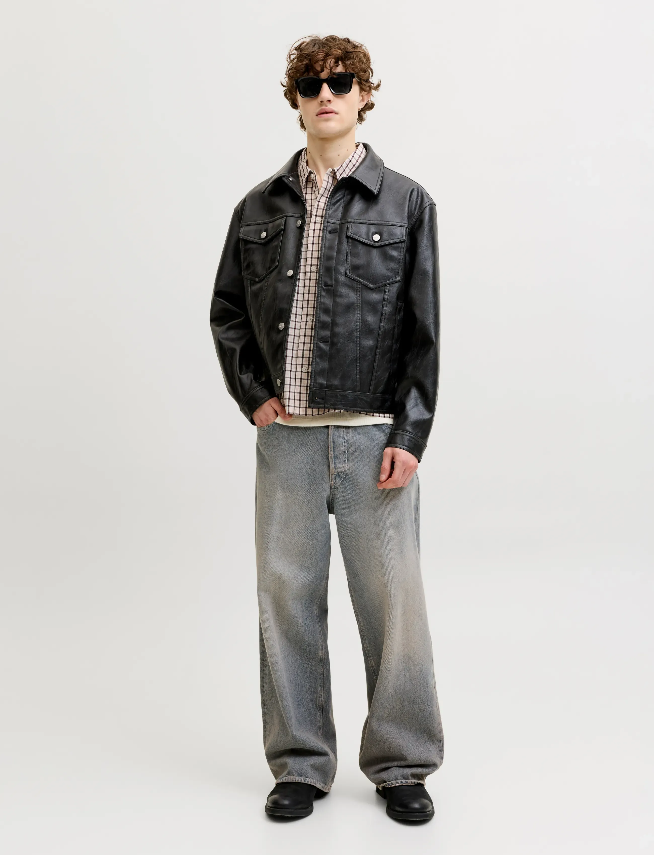 Jack & Jones - JORSAVONA AUSTIN SHIRT SS STYD SS26 - kortærmede skjorter - antique white - 4