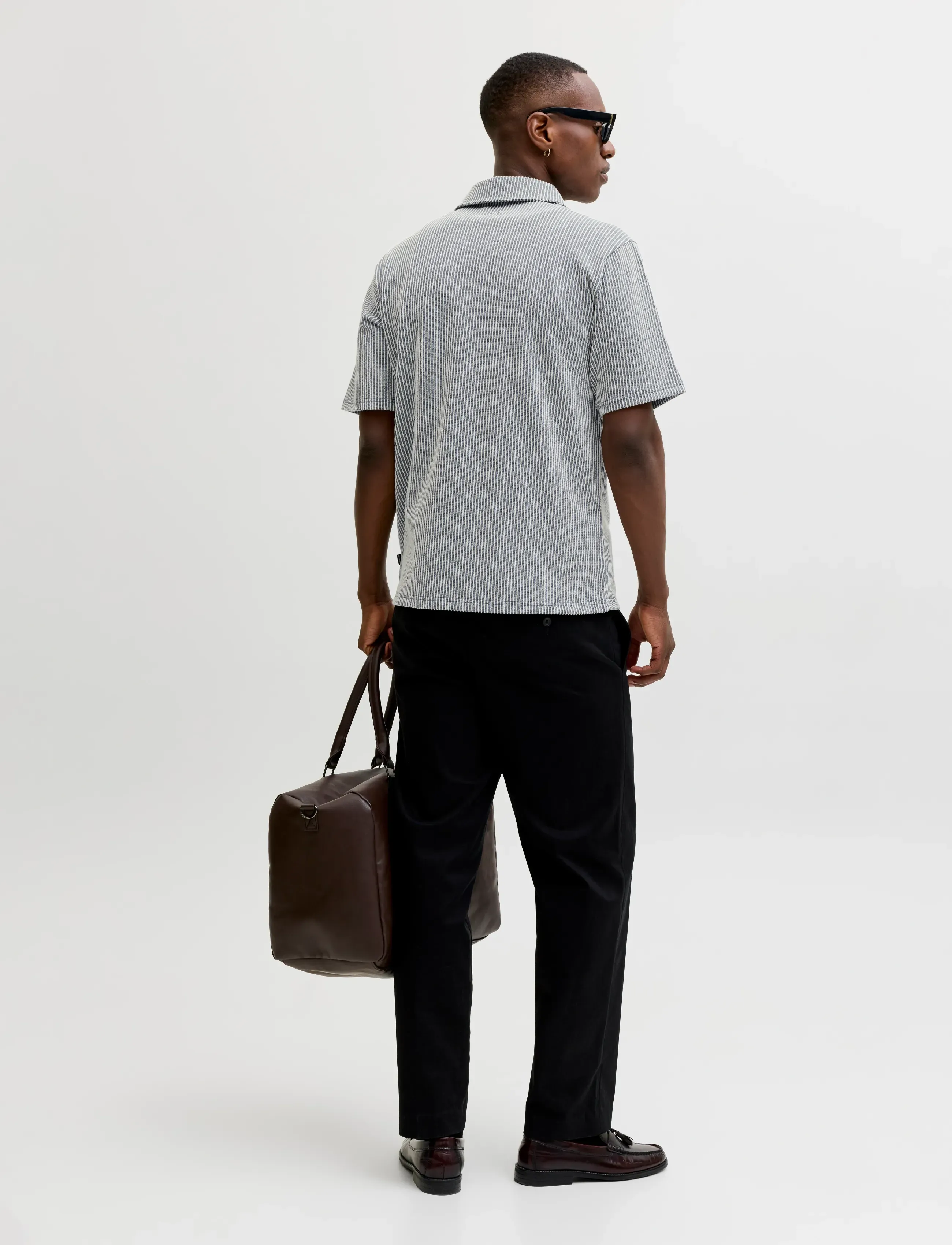 Jack & Jones - JPRBLANOAH SS SHIRT STYD SS26 - lühikeste varrukatega särgid - dark navy - 3