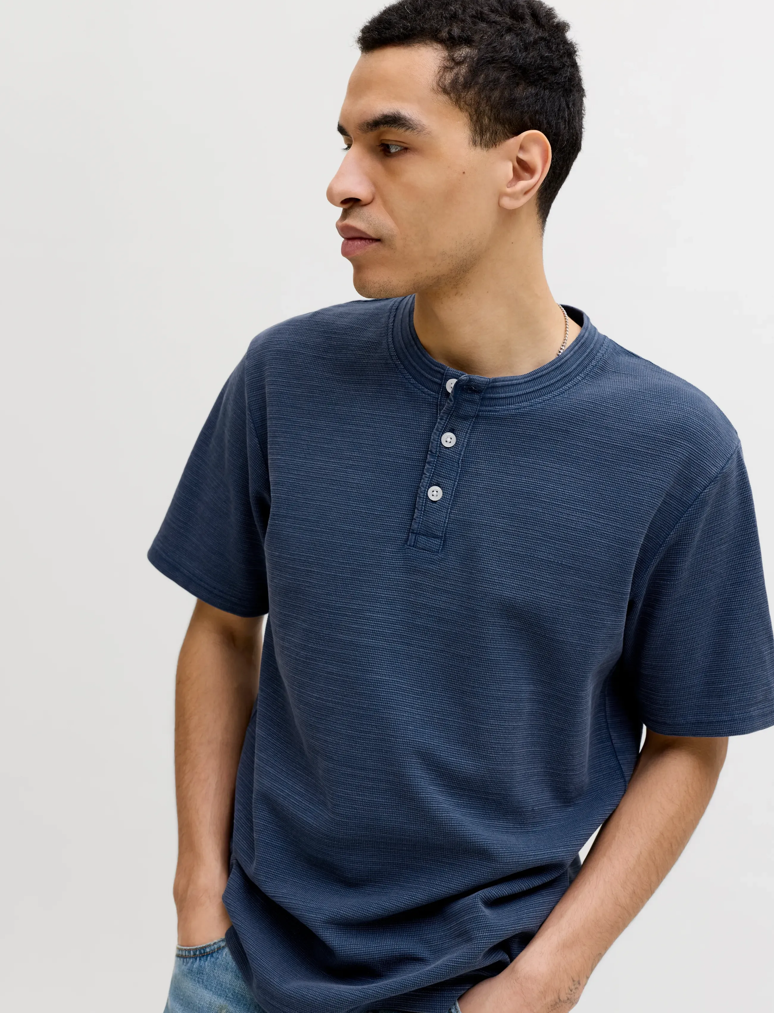 JACK & JONES Jprblulucas Ss Henley Tee Styd Ss26 t-shirts - bas herr – bild 5