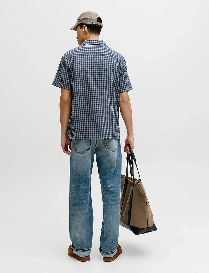 Jack & Jones - JPRBLULEVI DOBBY S/S RESORT SHIRT STYD - karierte hemden - pageant blue - 3