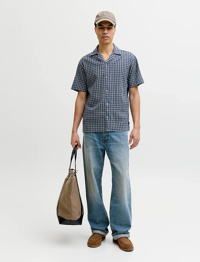 Jack & Jones - JPRBLULEVI DOBBY S/S RESORT SHIRT STYD - karierte hemden - pageant blue - 4