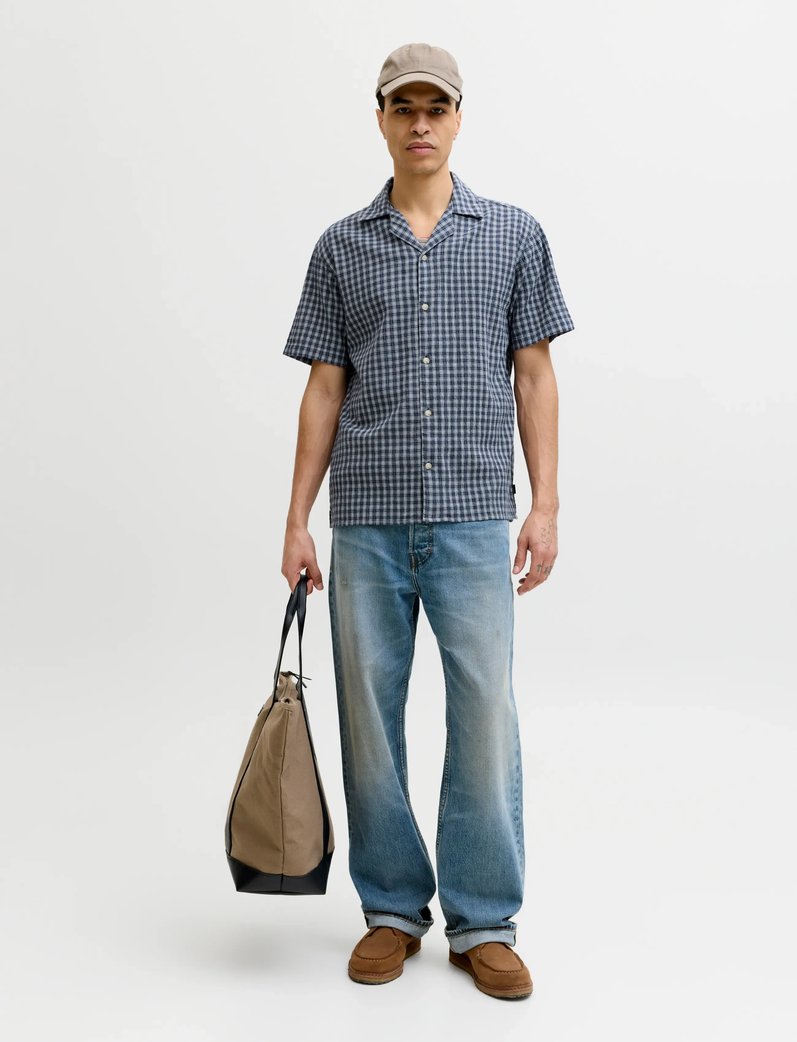 Jack & Jones - JPRBLULEVI DOBBY S/S RESORT SHIRT STYD - ternede skjorter - pageant blue - 4