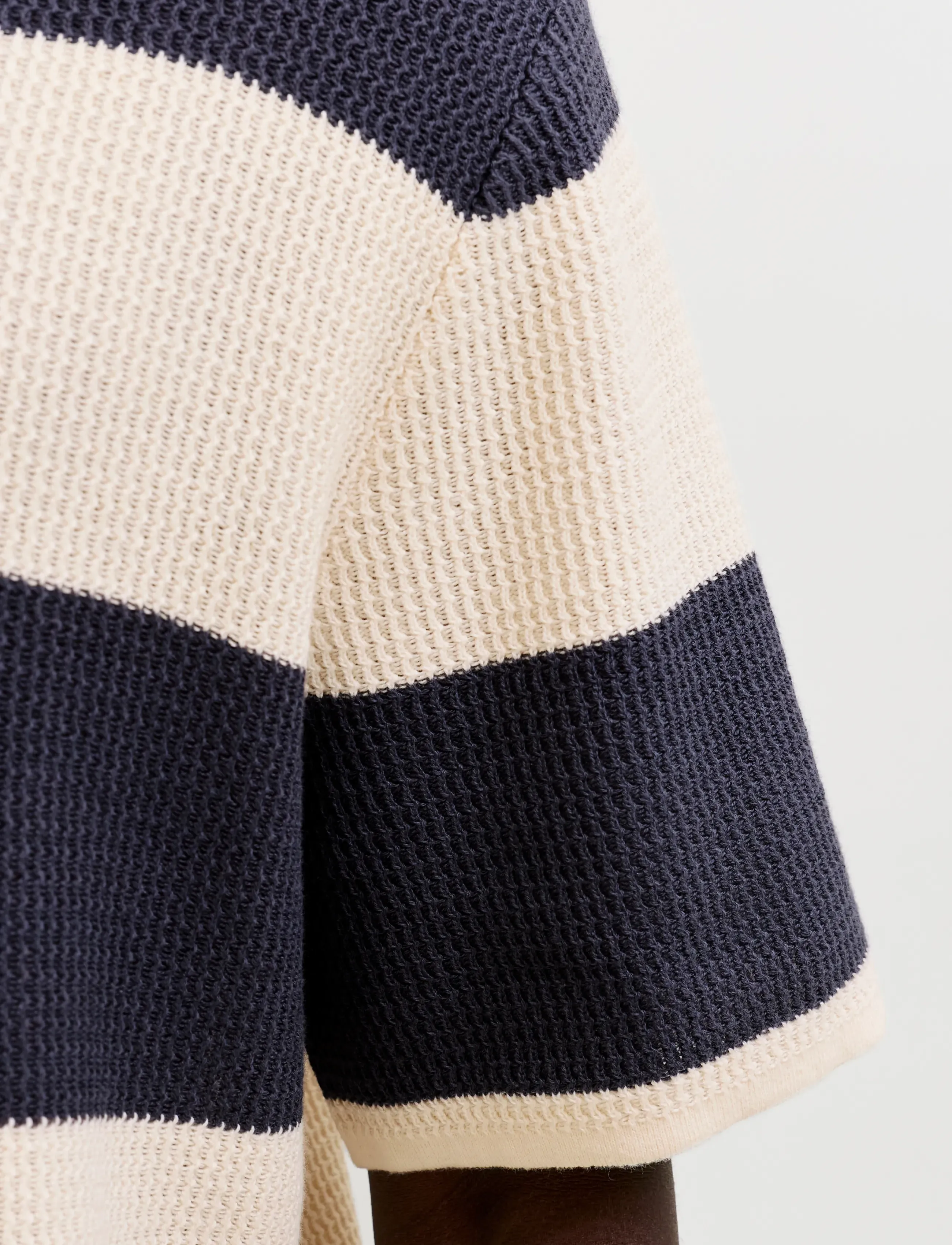 Jack & Jones JORLIAM KNIT STRIPE SPLIT NECK STYD SS26 - Strickmode - ODYSSEY GRAY / cream