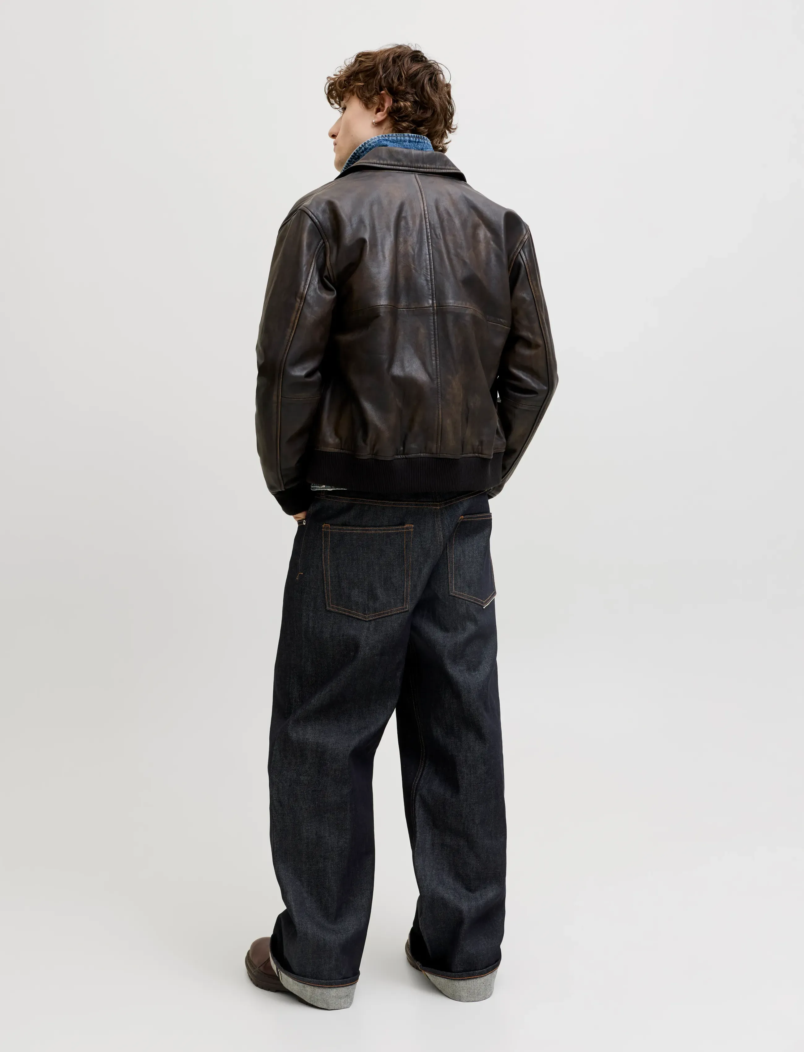 Jack & Jones - JJIDAVE JJCLASSIC SELVEDGE AM 633 ST LN - alt laienevad teksad - blue denim - 3