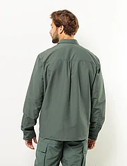 Jack Wolfskin - BARRIER L/S SHIRT M - casual skjorter - hedge green - 3