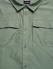 Jack Wolfskin - BARRIER L/S SHIRT M - casual skjorter - hedge green - 5