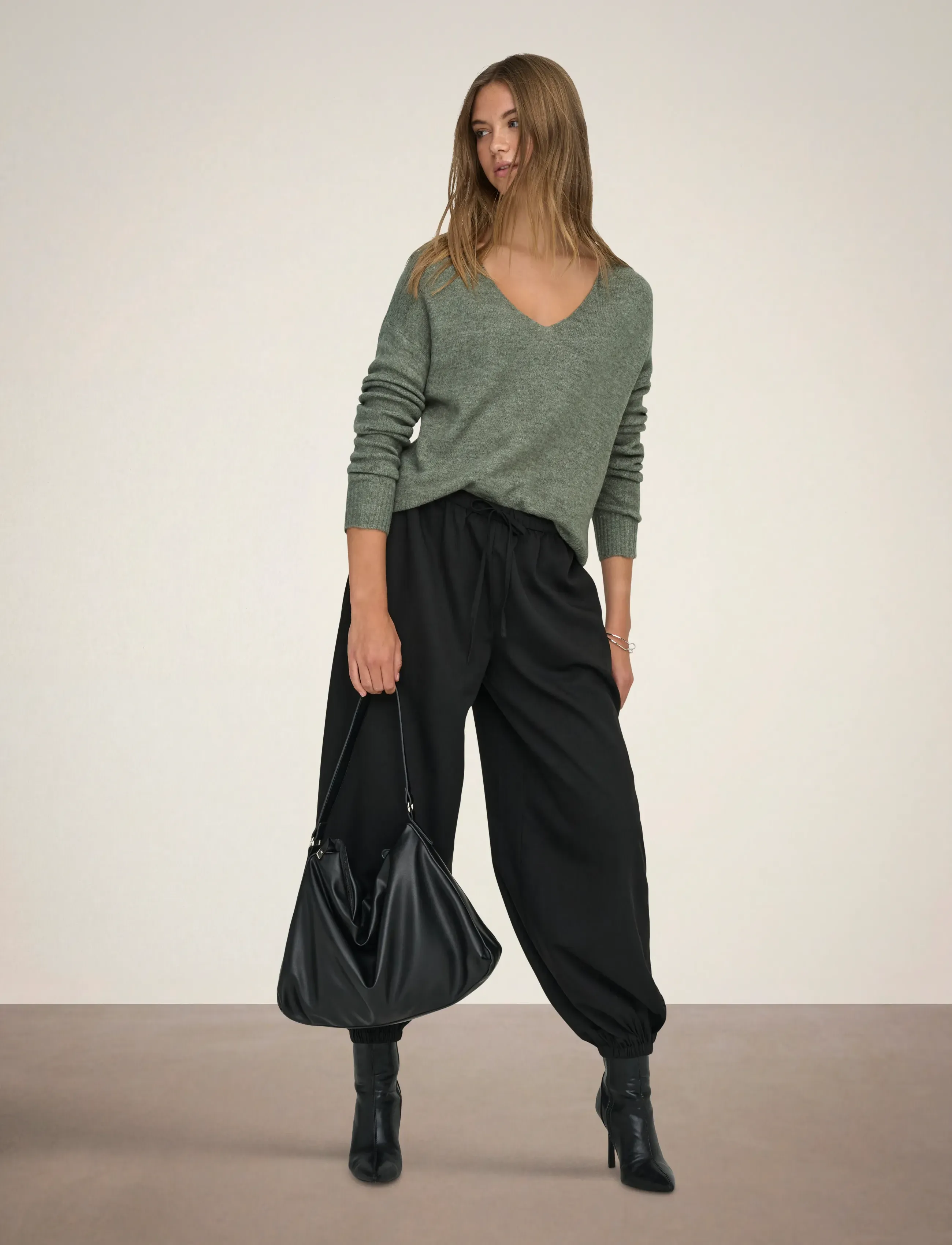 JDY - JDYELANORA L/S V-NECK PULLO. KNT NOOS - striktrøjer - kalamata - 4