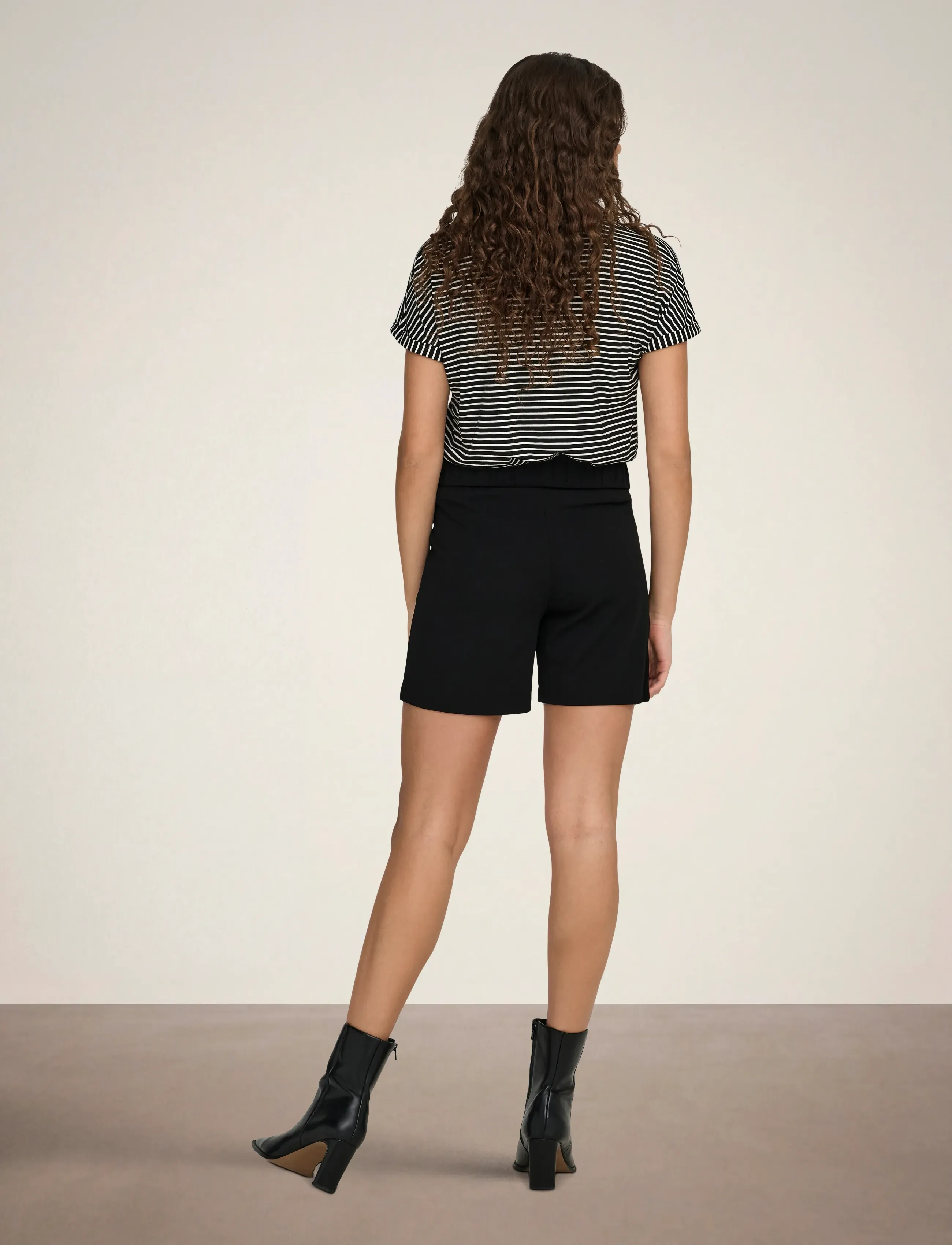 JDYLOUISVILLE CATIA LIFE SHORT 3