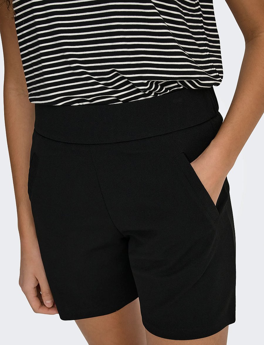 JDY - JDYLOUISVILLE CATIA LIFE SHORTS JRS NOOS - casual shorts - black - 5