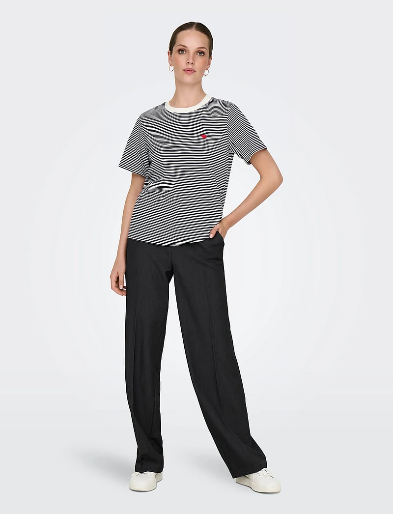 JDY - JDYPISA S/S PRINT TOP JRS NOOS - t-shirts - cloud dancer - 5