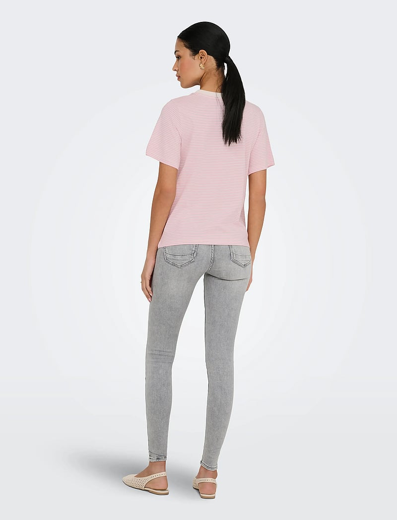 JDY - JDYPISA S/S PRINT TOP JRS NOOS - t-särgid - cloud dancer - 3