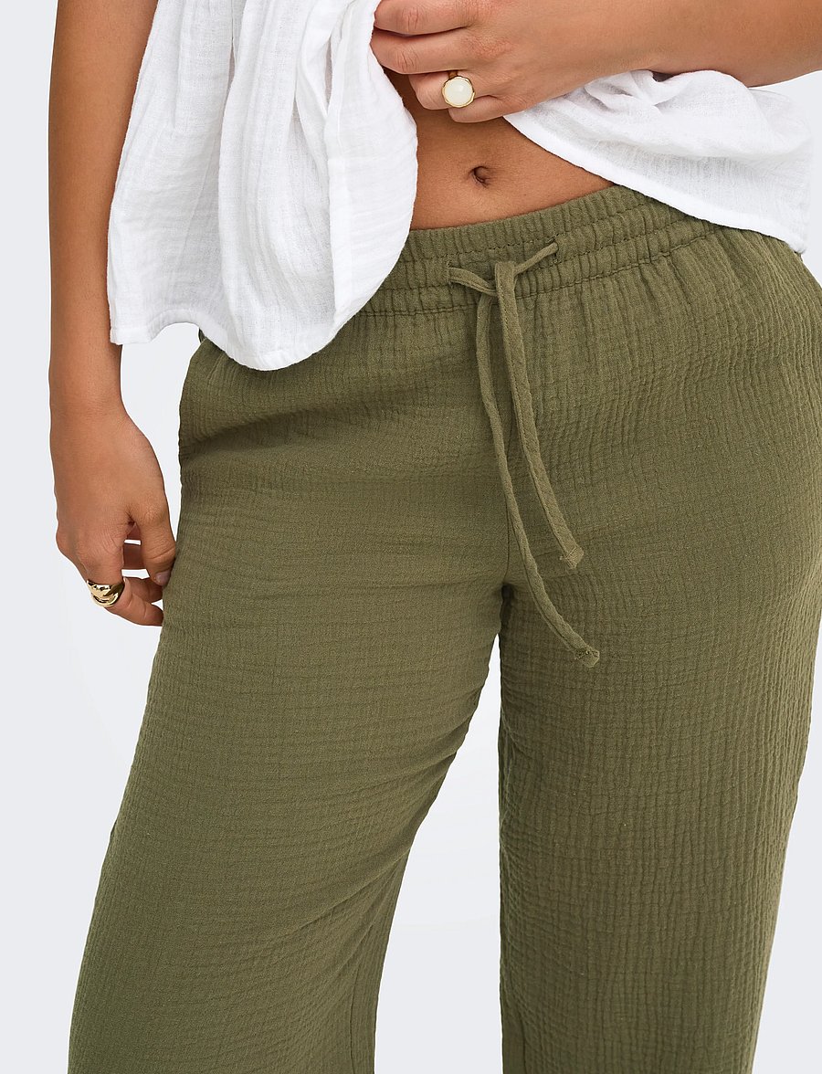 JDY - JDYTHEIS LIFE WIDE PANT WVN NOOS - vida byxor - capers - 5