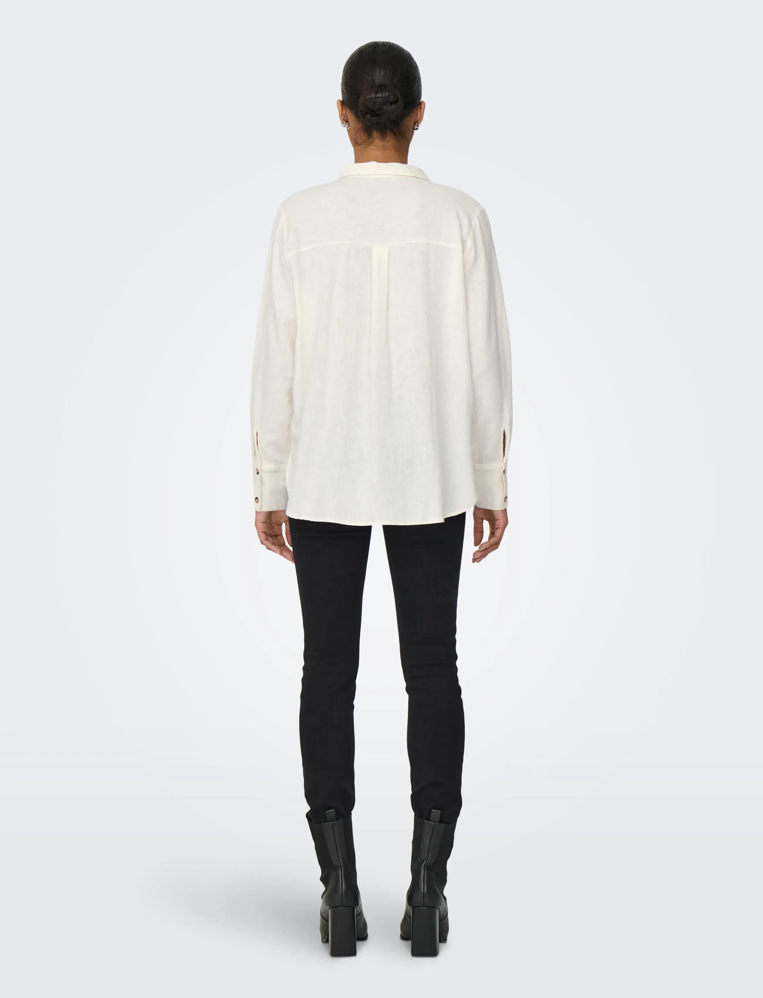 JDY - JDYSAY L/S LINEN LOOSE SHIRT WVN NOOS - chemises à manches longues - snow white - 3