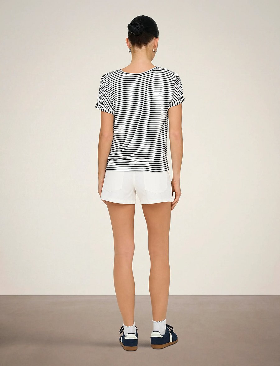 JDY - JDYSISSY S/S O-NECK TOP JRS NOOS - t-shirts - cloud dancer - 3